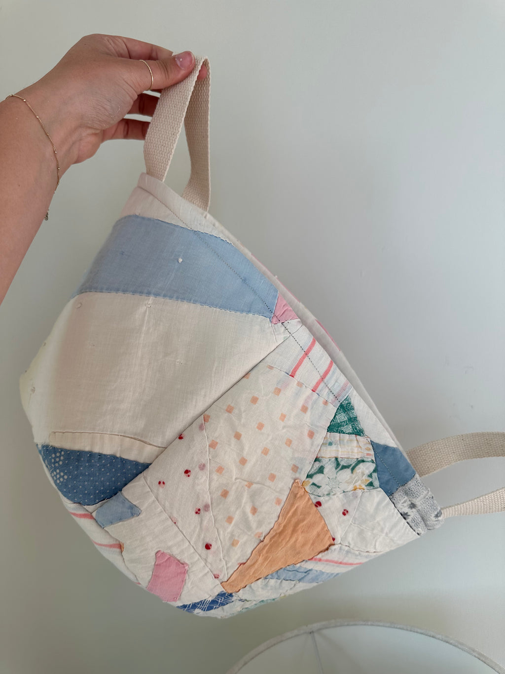 Floral Scrap Quilt Easter Basket (04)