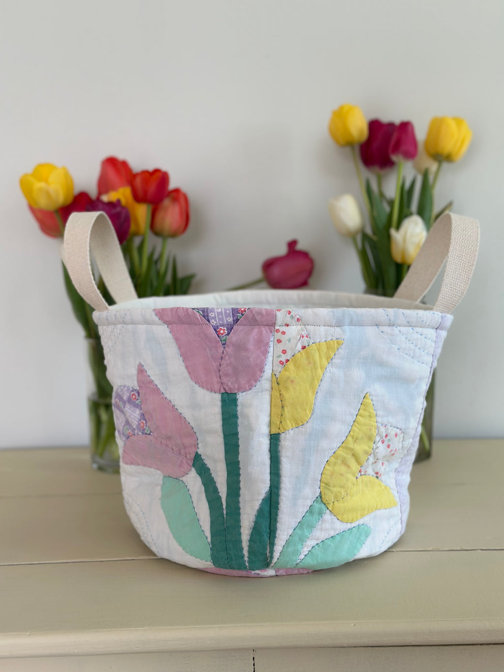 Tulip Applique Quilt Easter Basket (02)