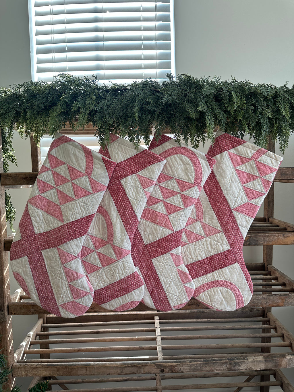 Basket Quilt Stocking (02)