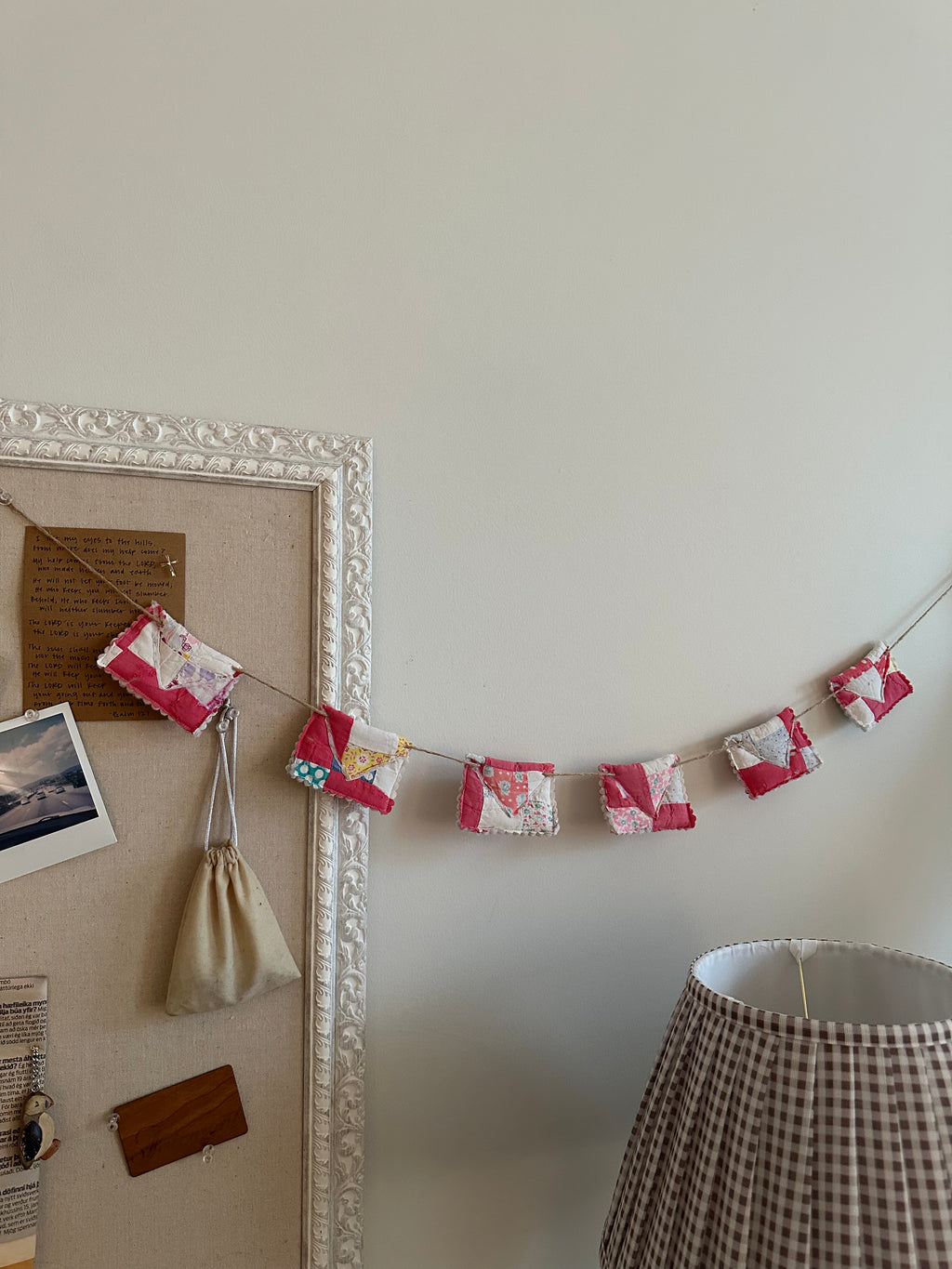 Envelope Garland (03)