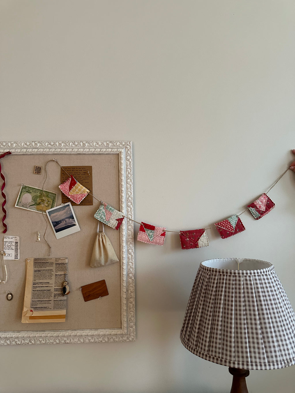 Envelope Garland (04)