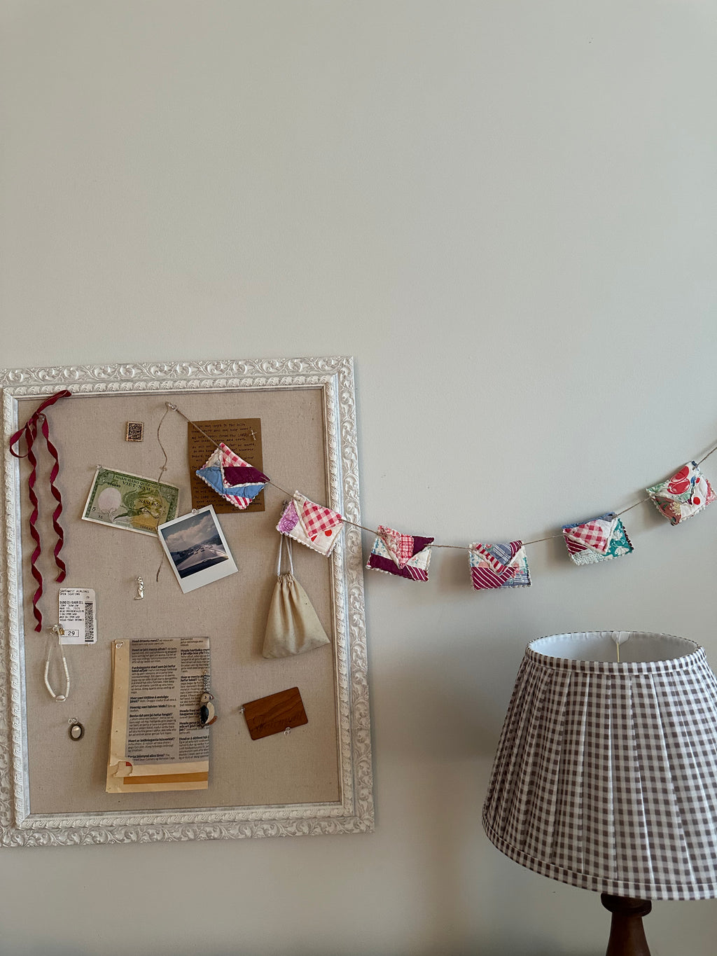 Envelope Garland (06)