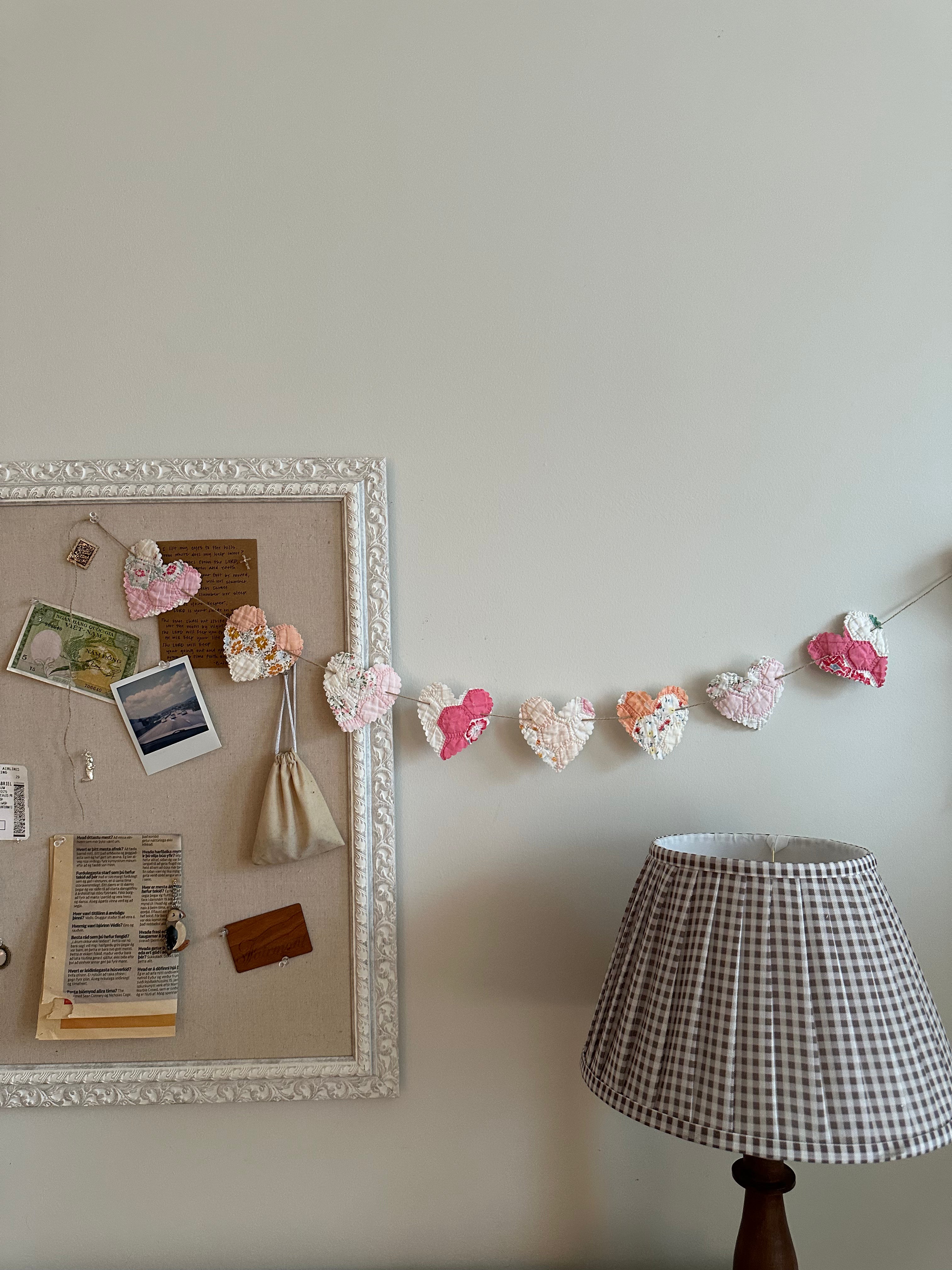 String of Hearts Garland (02)