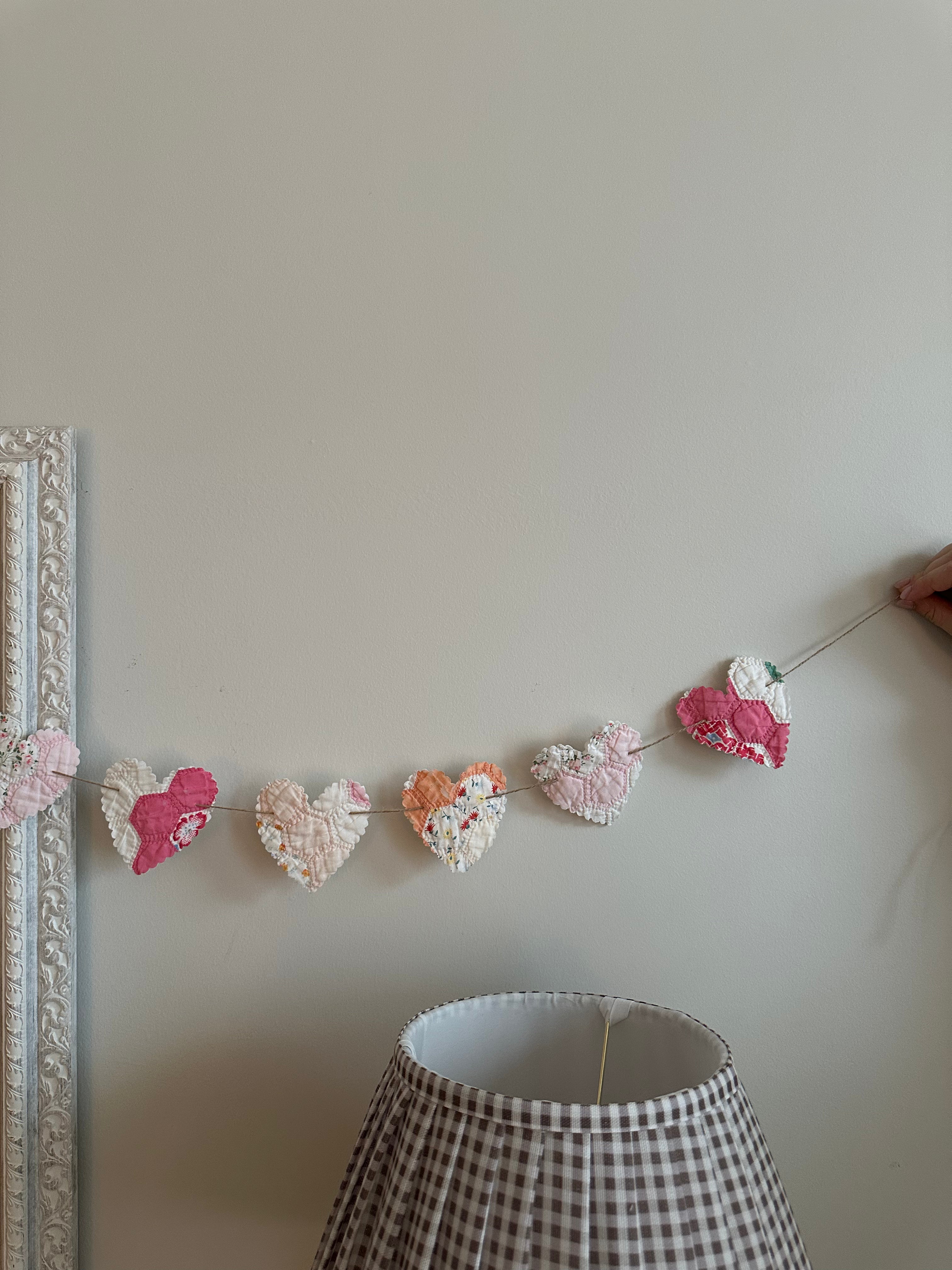 String of Hearts Garland (02)