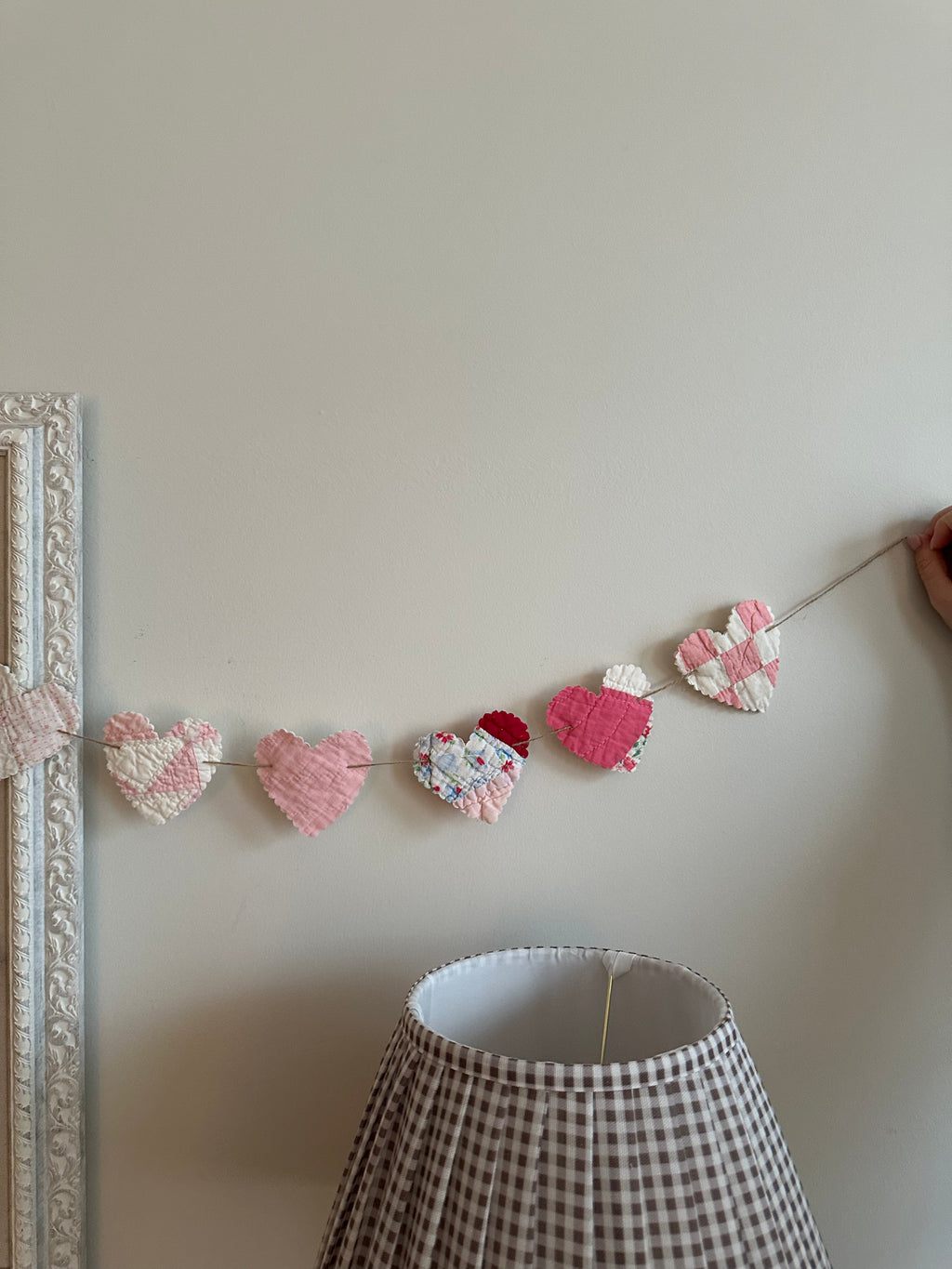 String of Hearts Garland (05)