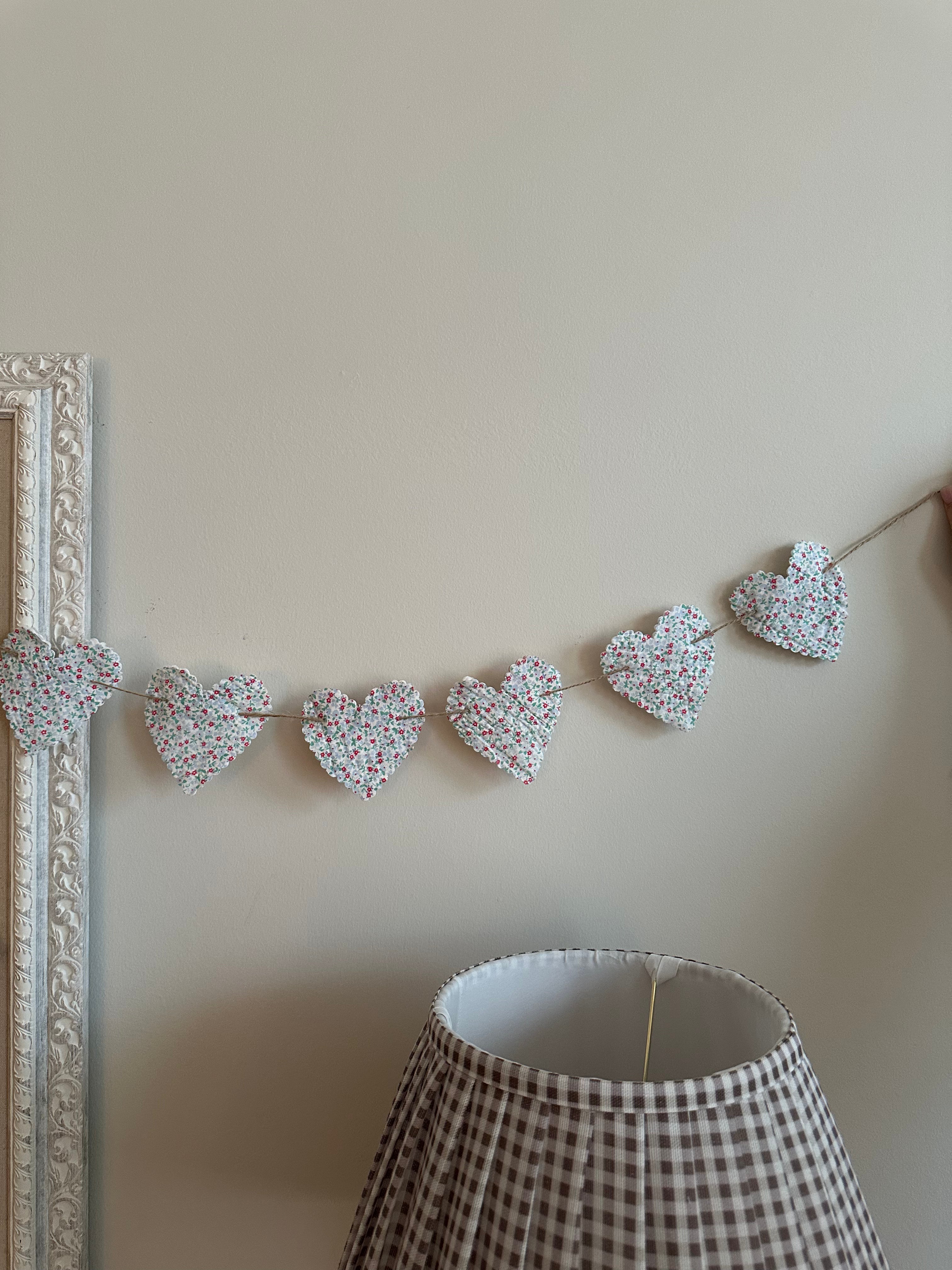 String of Hearts Garland (06)