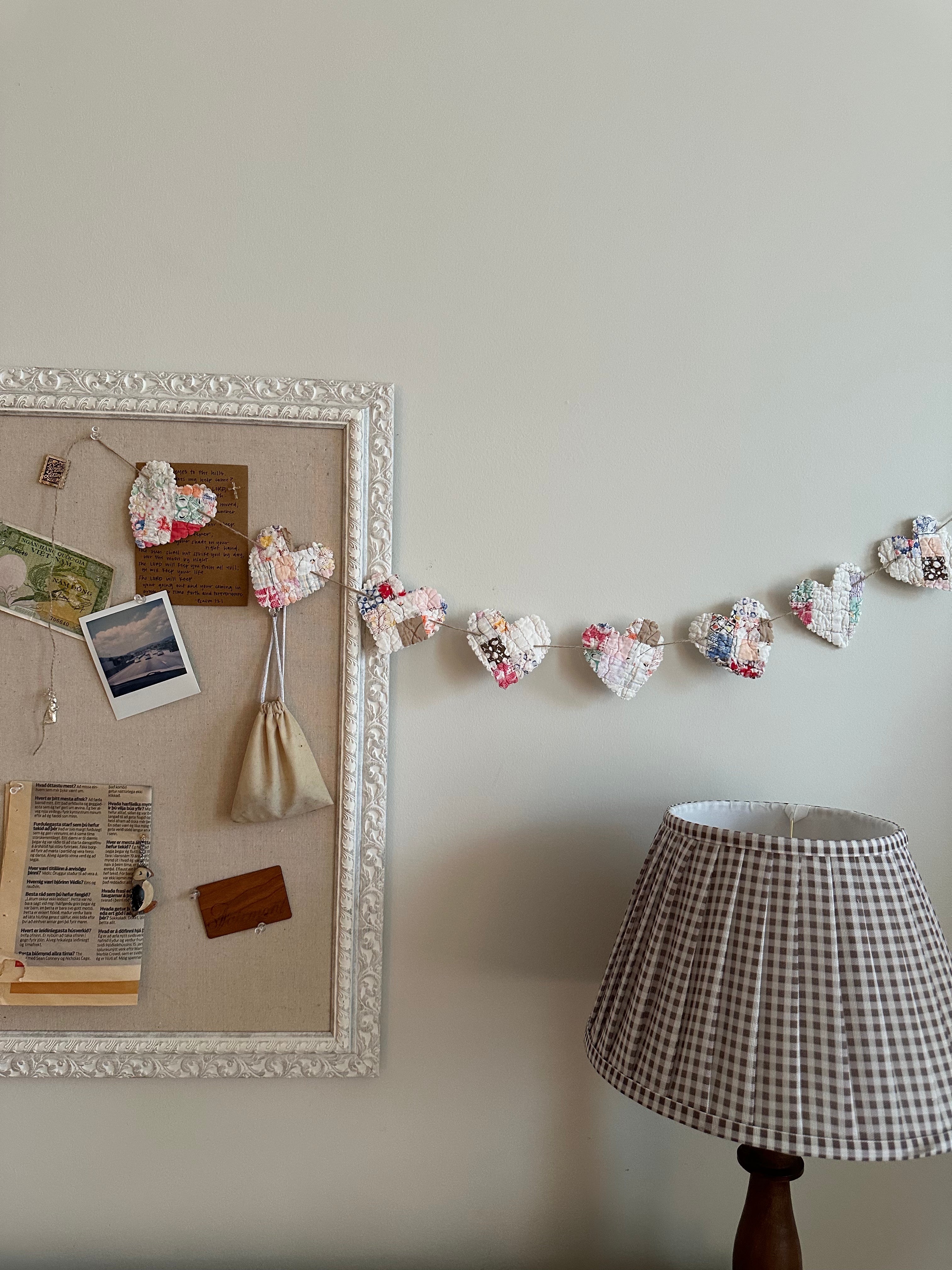 String of Hearts Garland (07)