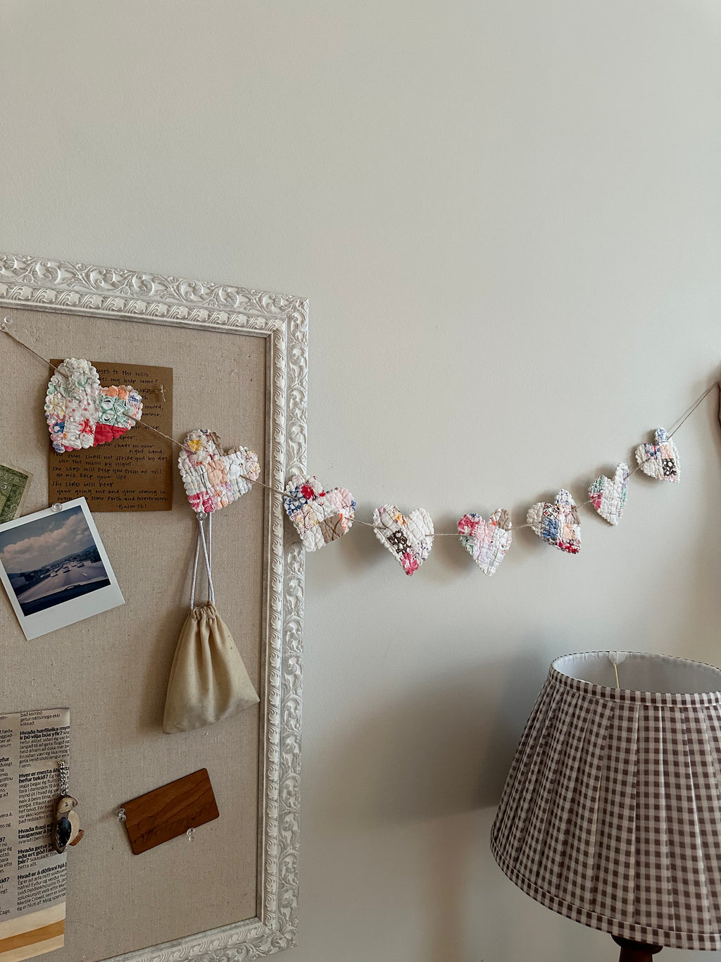 String of Hearts Garland (07)