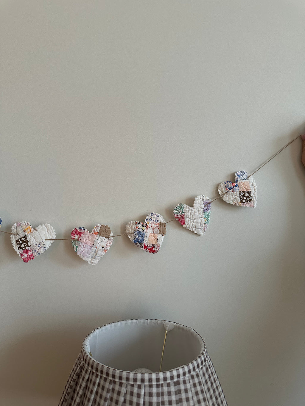 String of Hearts Garland (07)