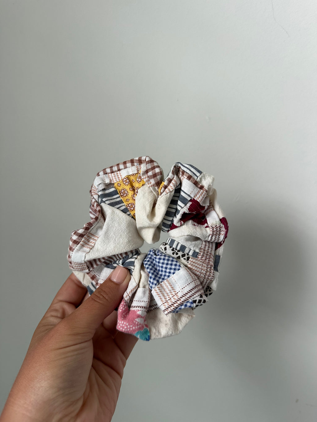 Quilt Top Scrunchie (06)