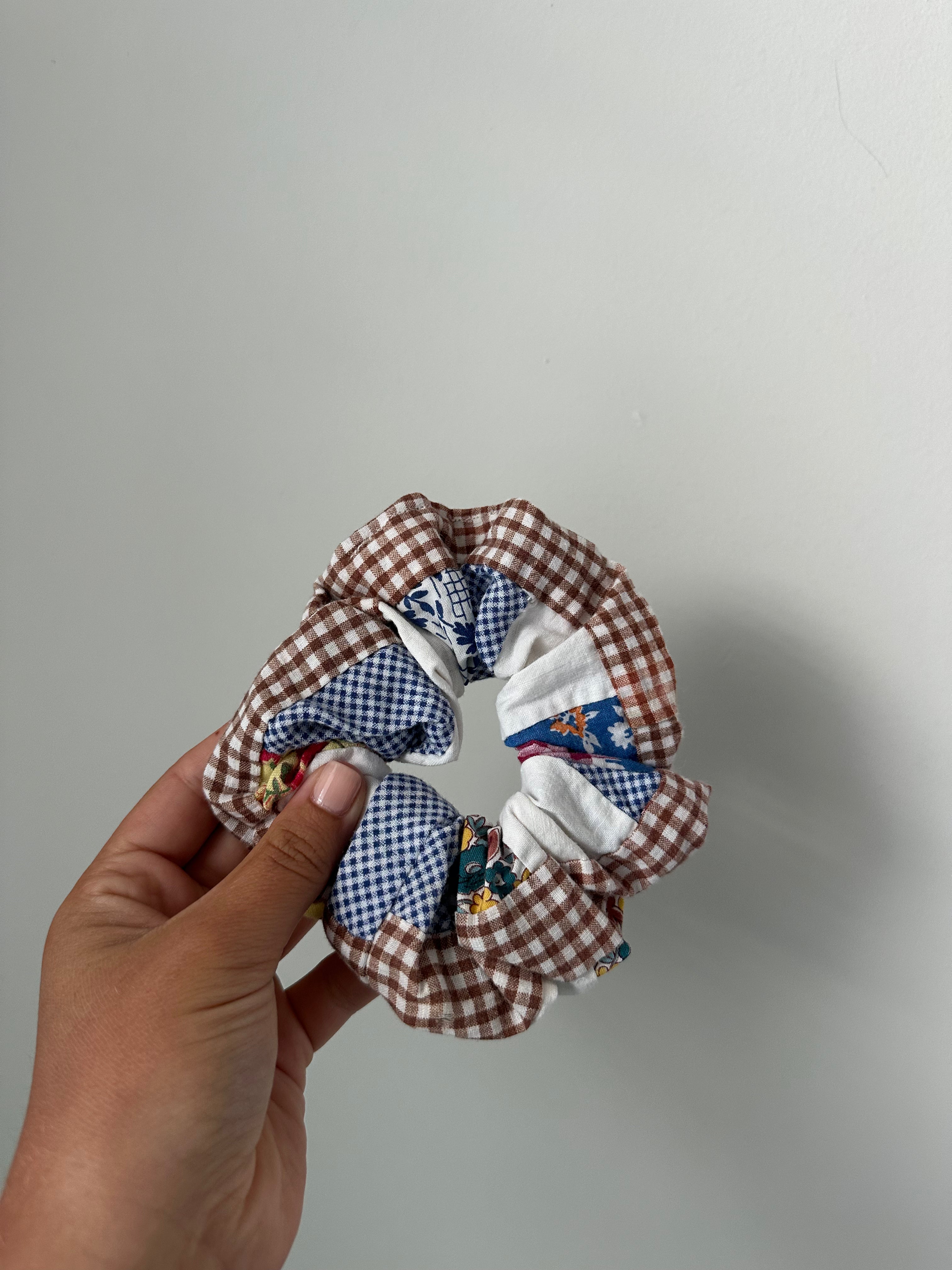 Quilt Top Scrunchie (11)