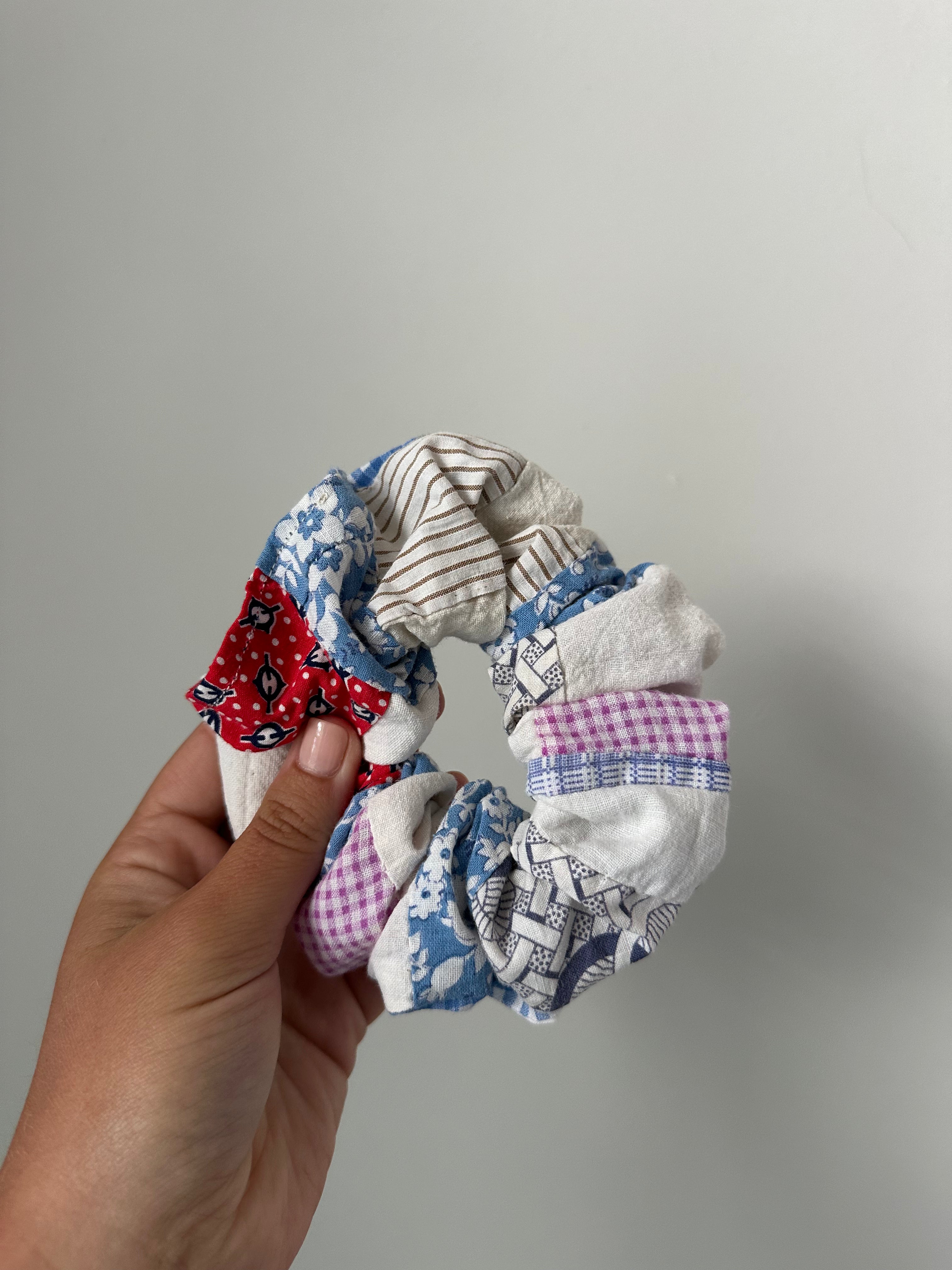 Quilt Top Scrunchie (12)