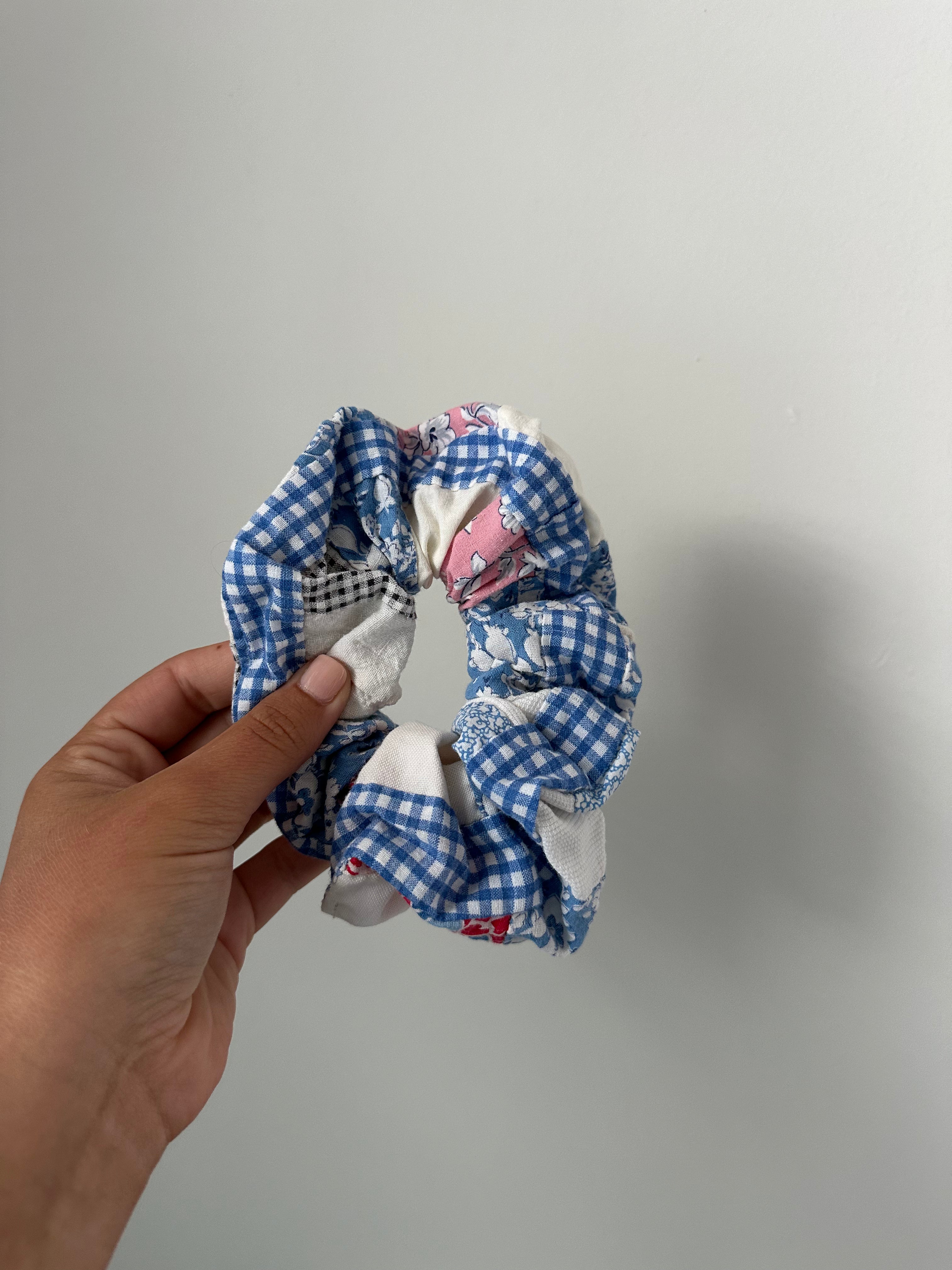 Quilt Top Scrunchie (14)