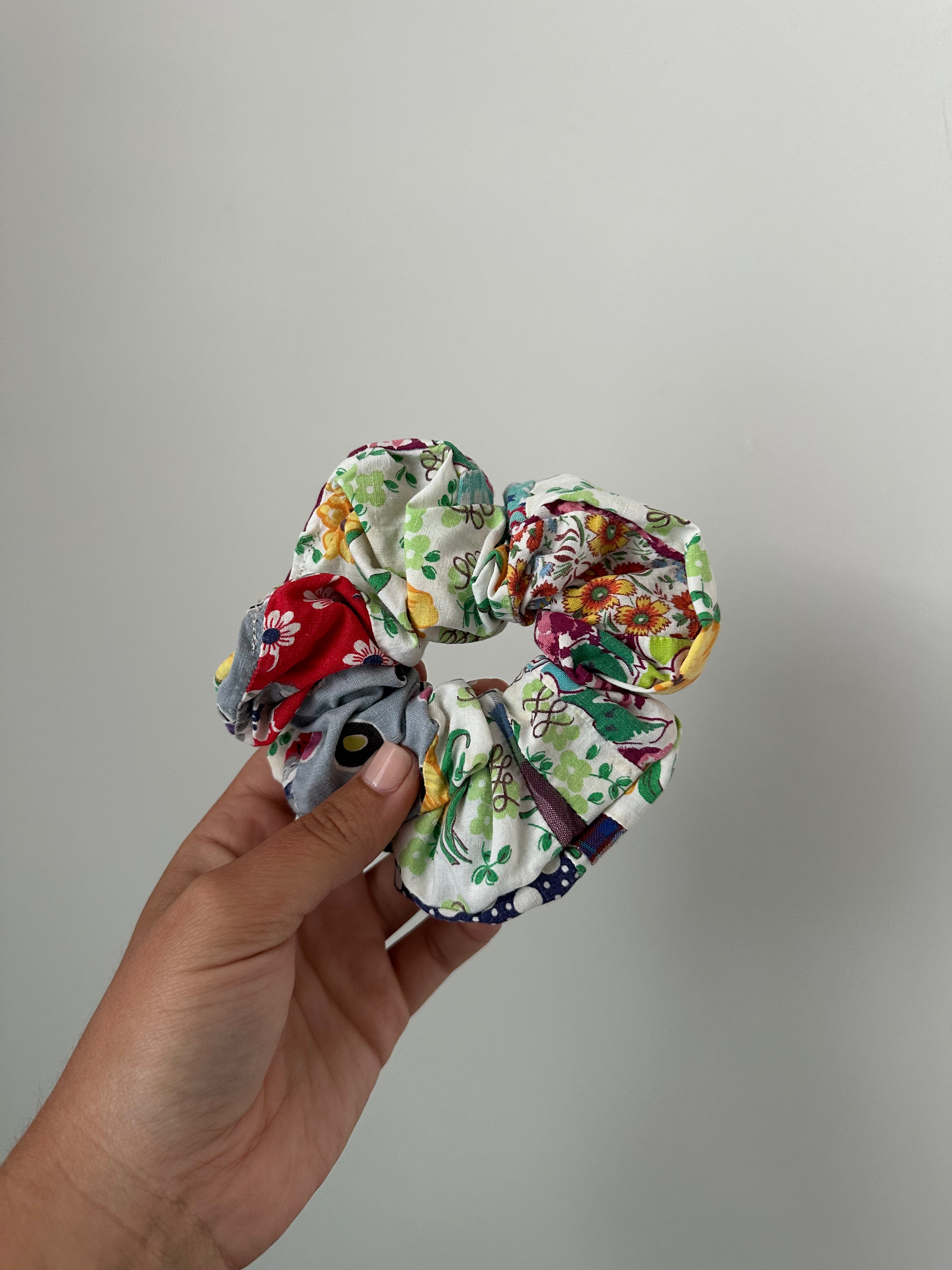 Quilt Top Scrunchie (26)