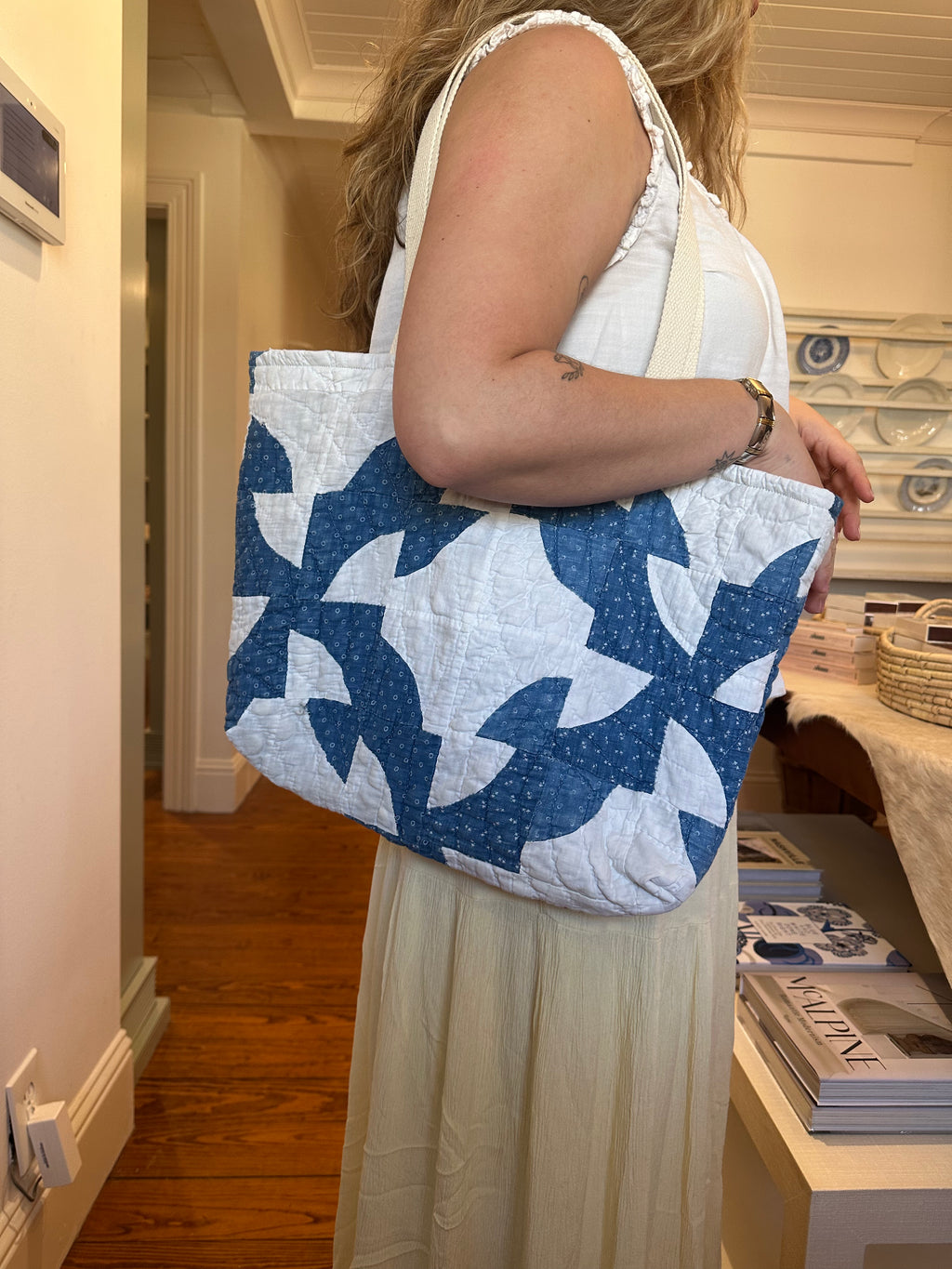 Blue Drunkard's Path Tote & Pouch Set
