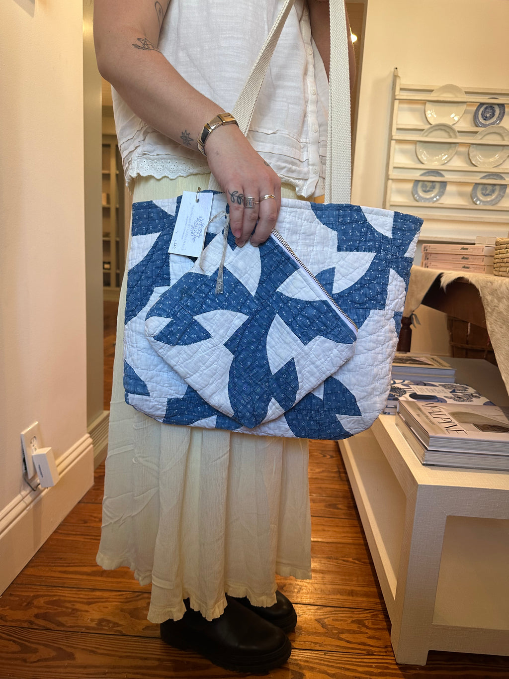 Blue Drunkard's Path Tote & Pouch Set