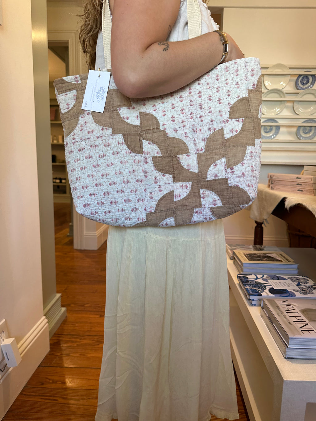 Brown Drunkard's Path Tote & Pouch Set