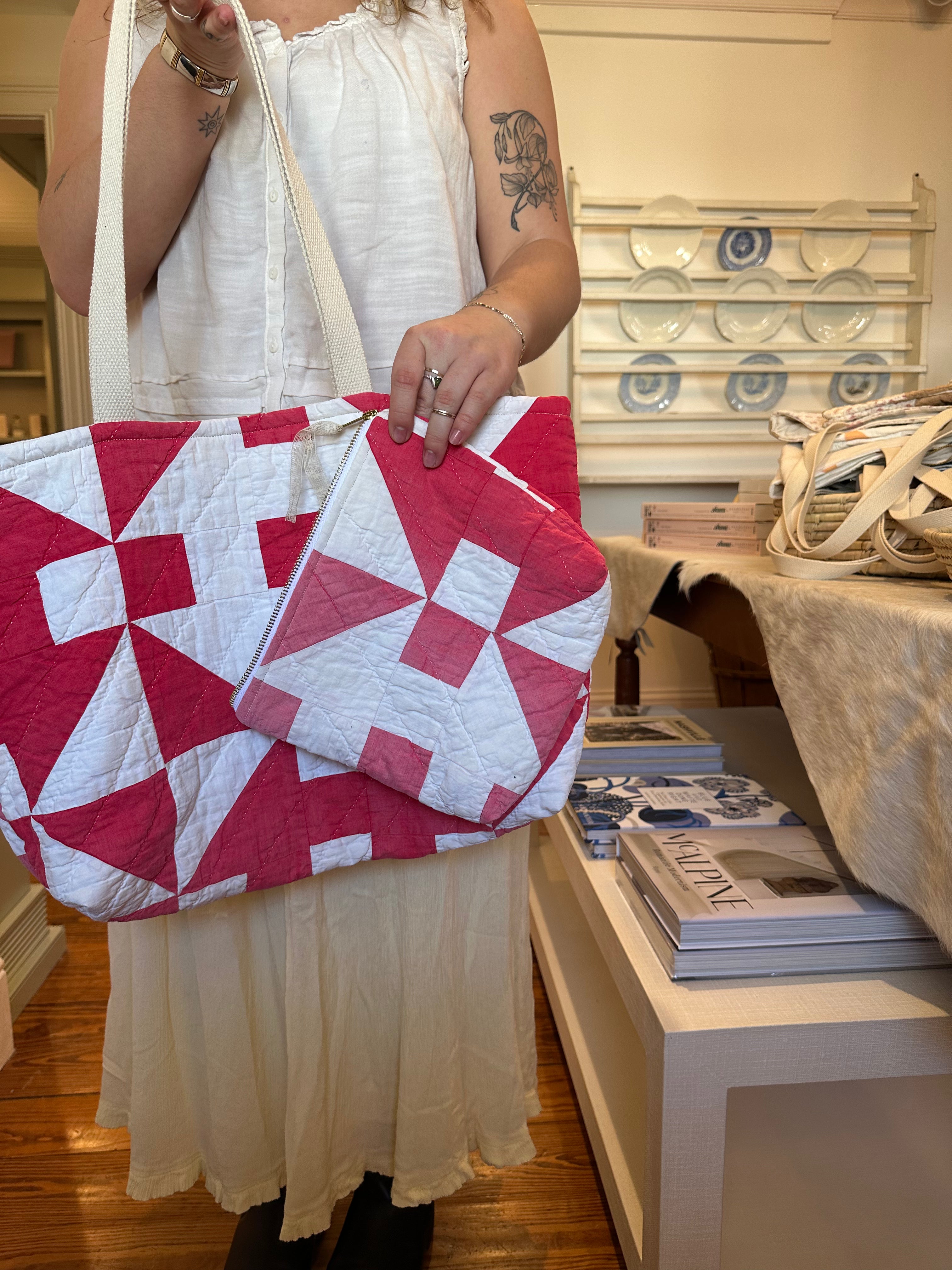 Red Churn Dash Tote Bag & Pouch Set