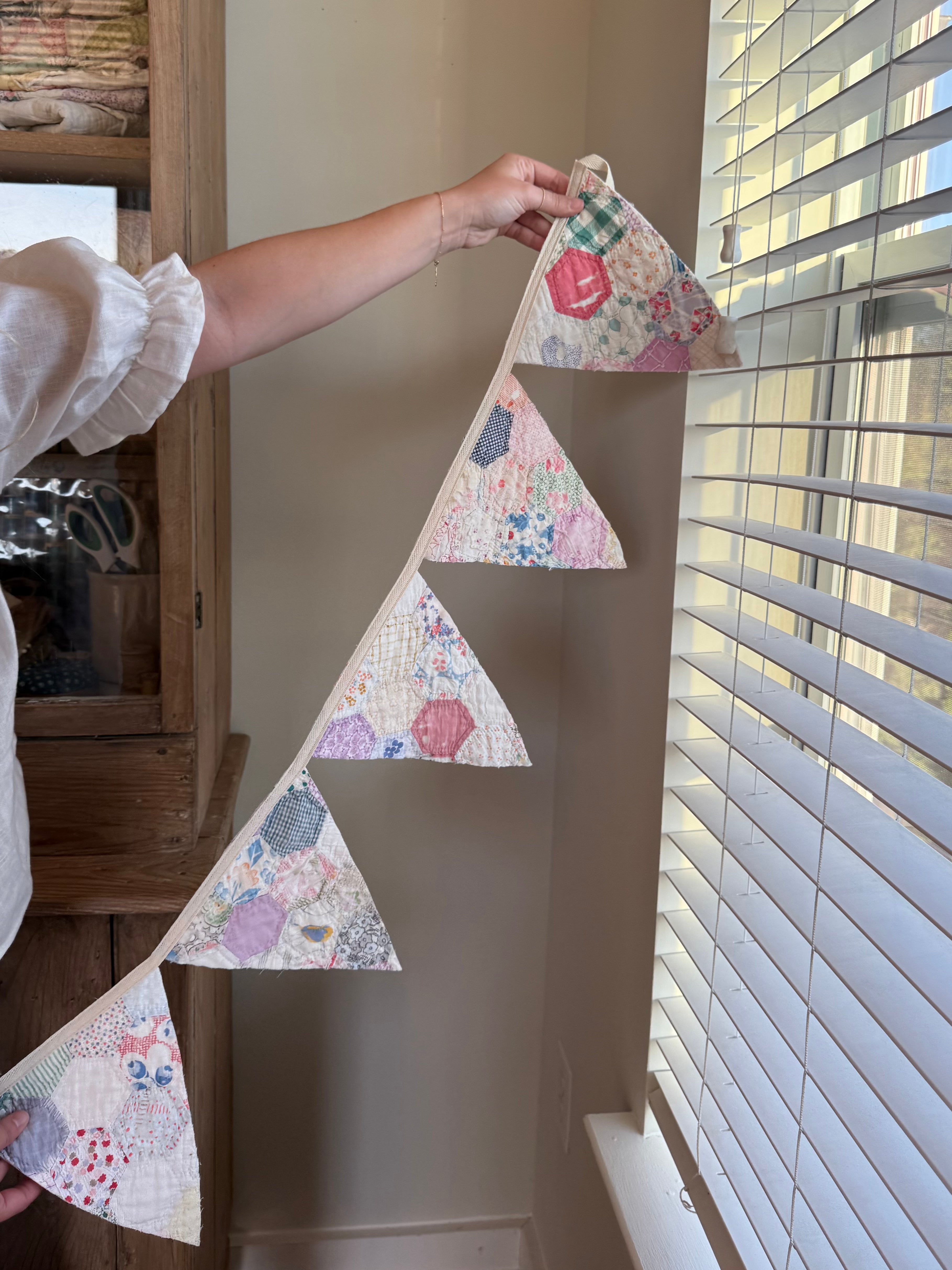 Hexie Garland
