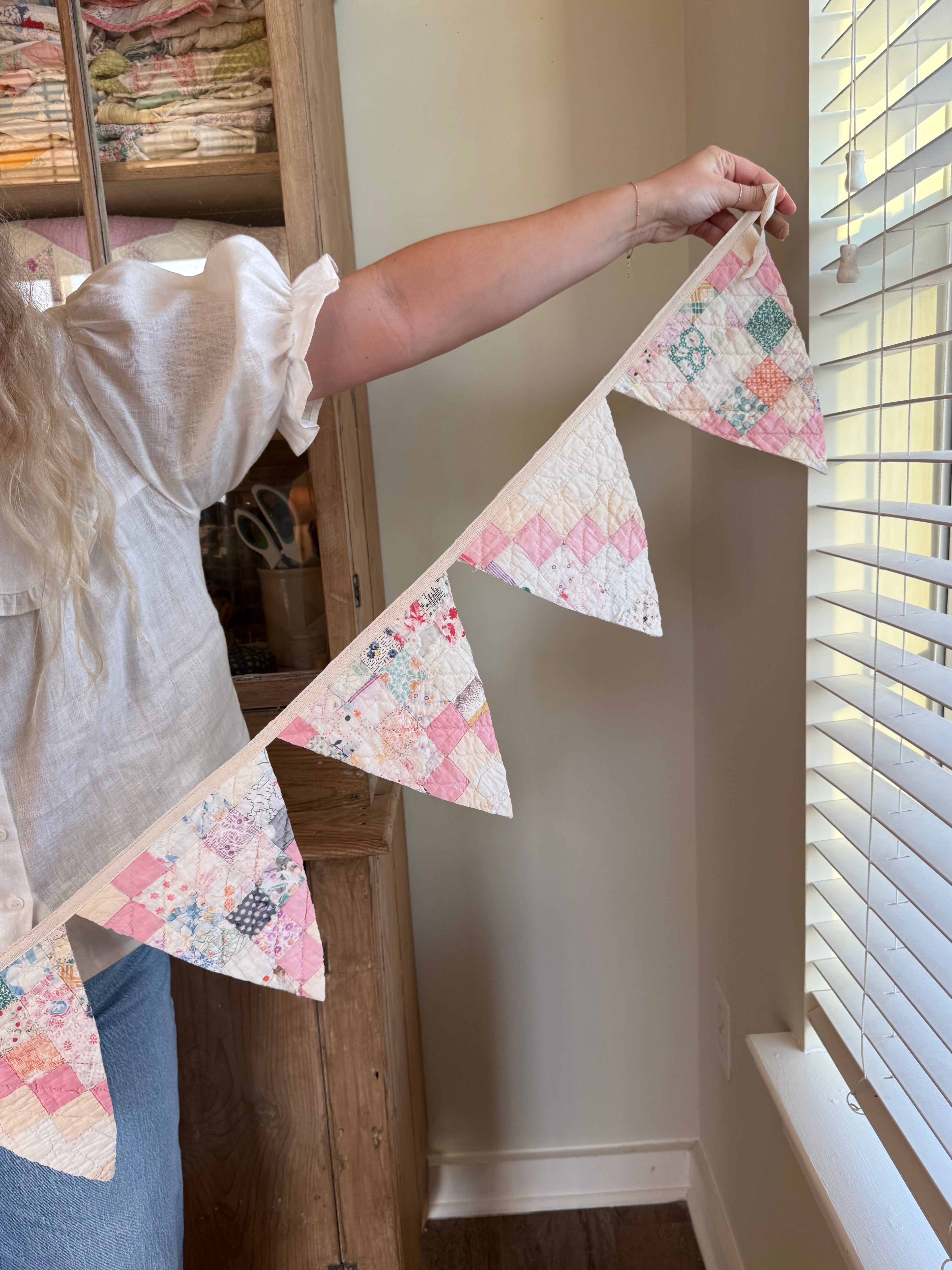 Pink & Peach Irish Chain Garland