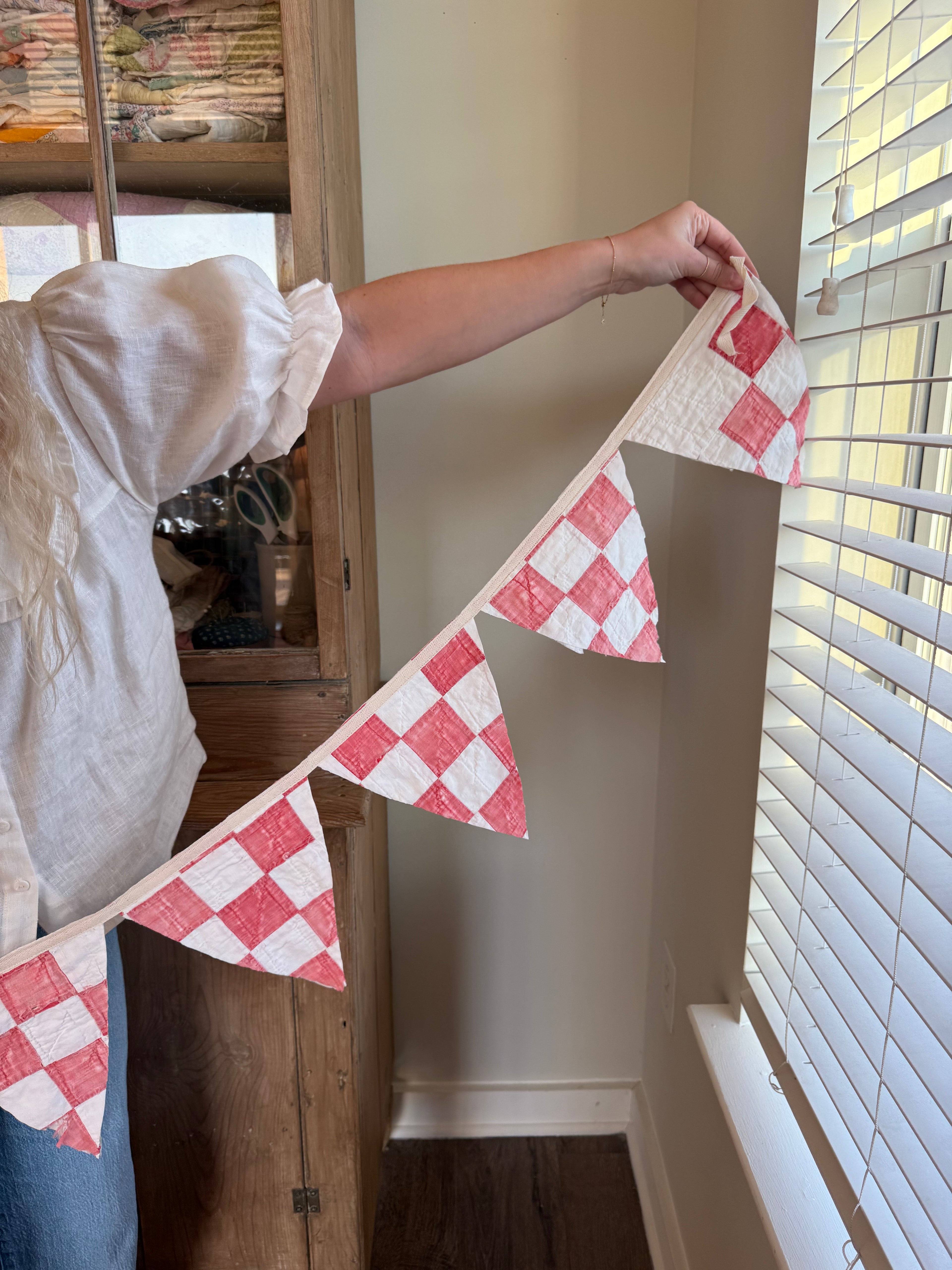 Red & White Irish Chain Garland