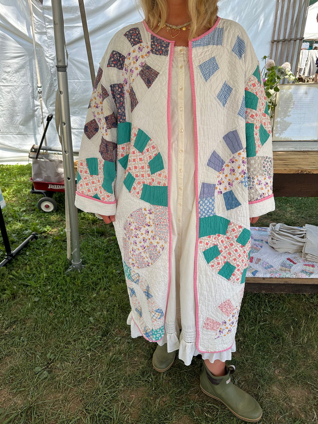 Pink Binding Wedding Ring Quilt Jacket