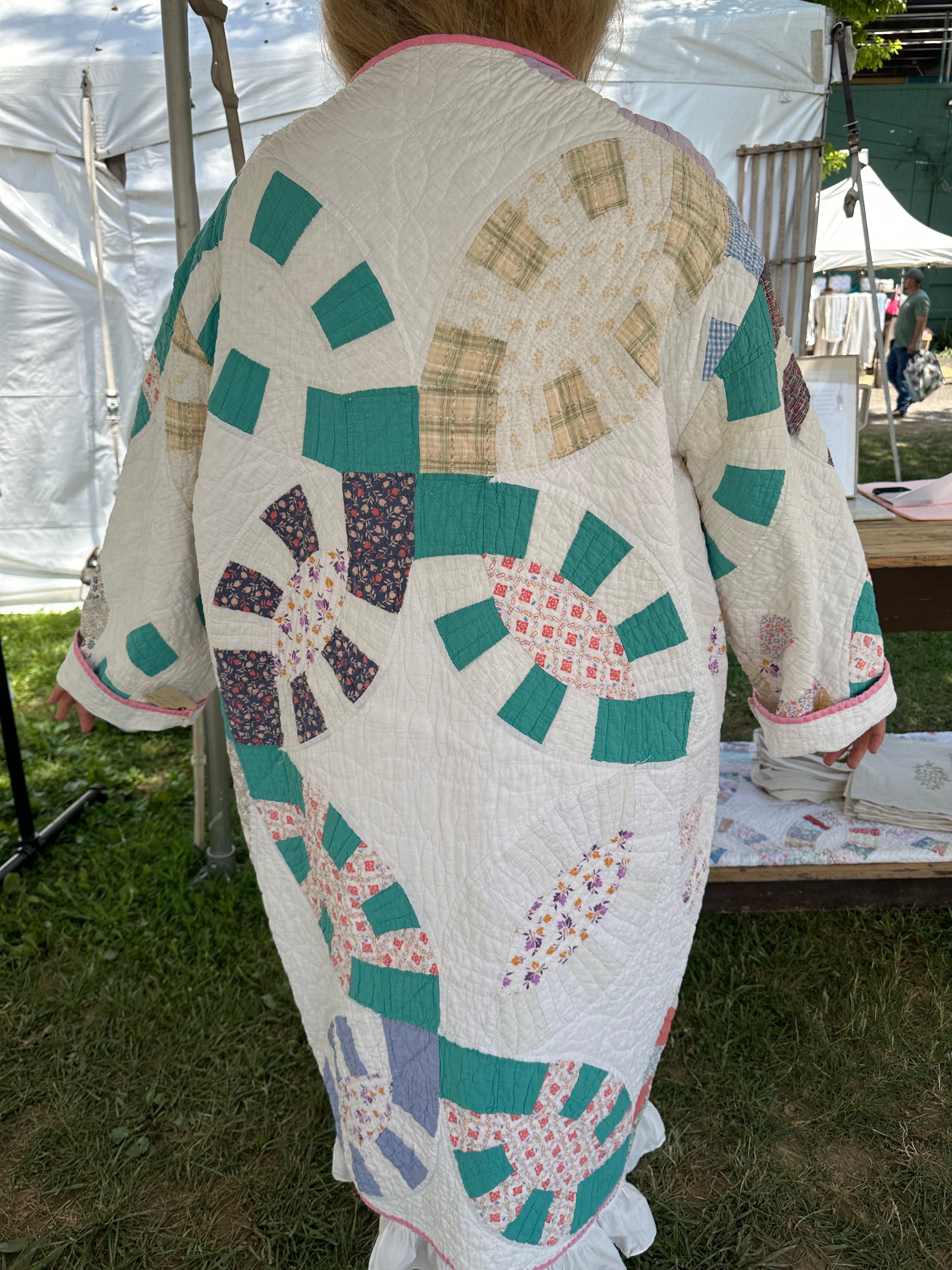Pink Binding Wedding Ring Quilt Jacket