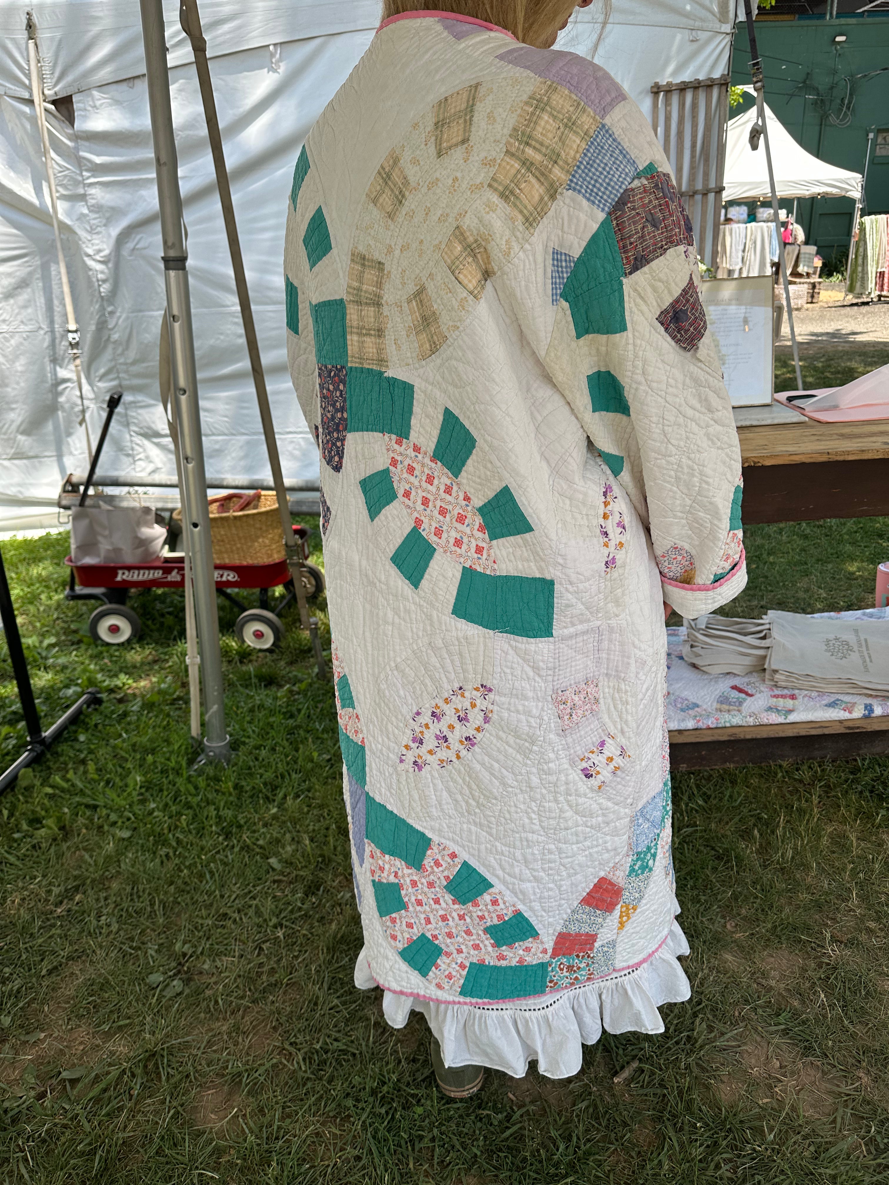 Pink Binding Wedding Ring Quilt Jacket