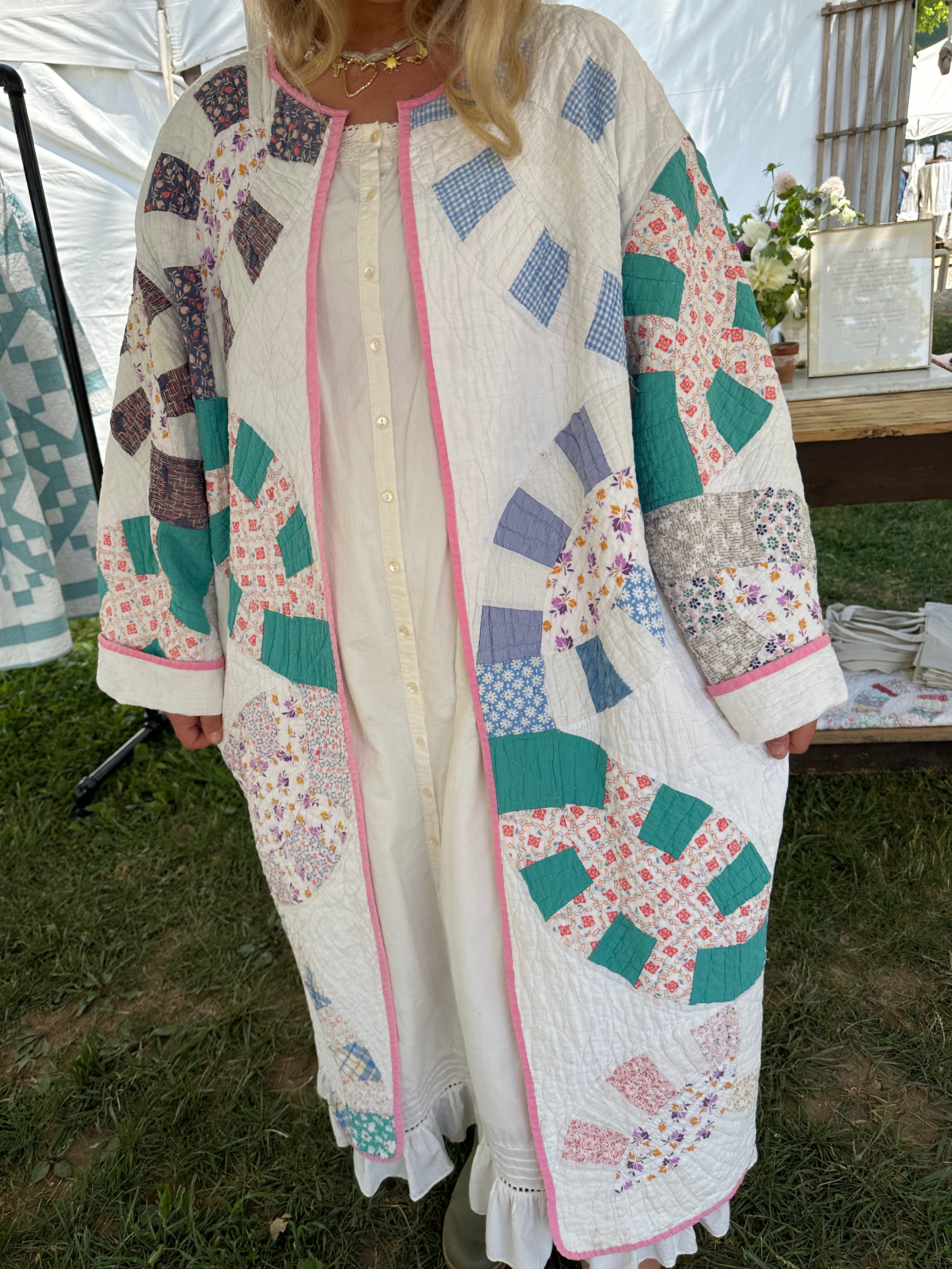Pink Binding Wedding Ring Quilt Jacket