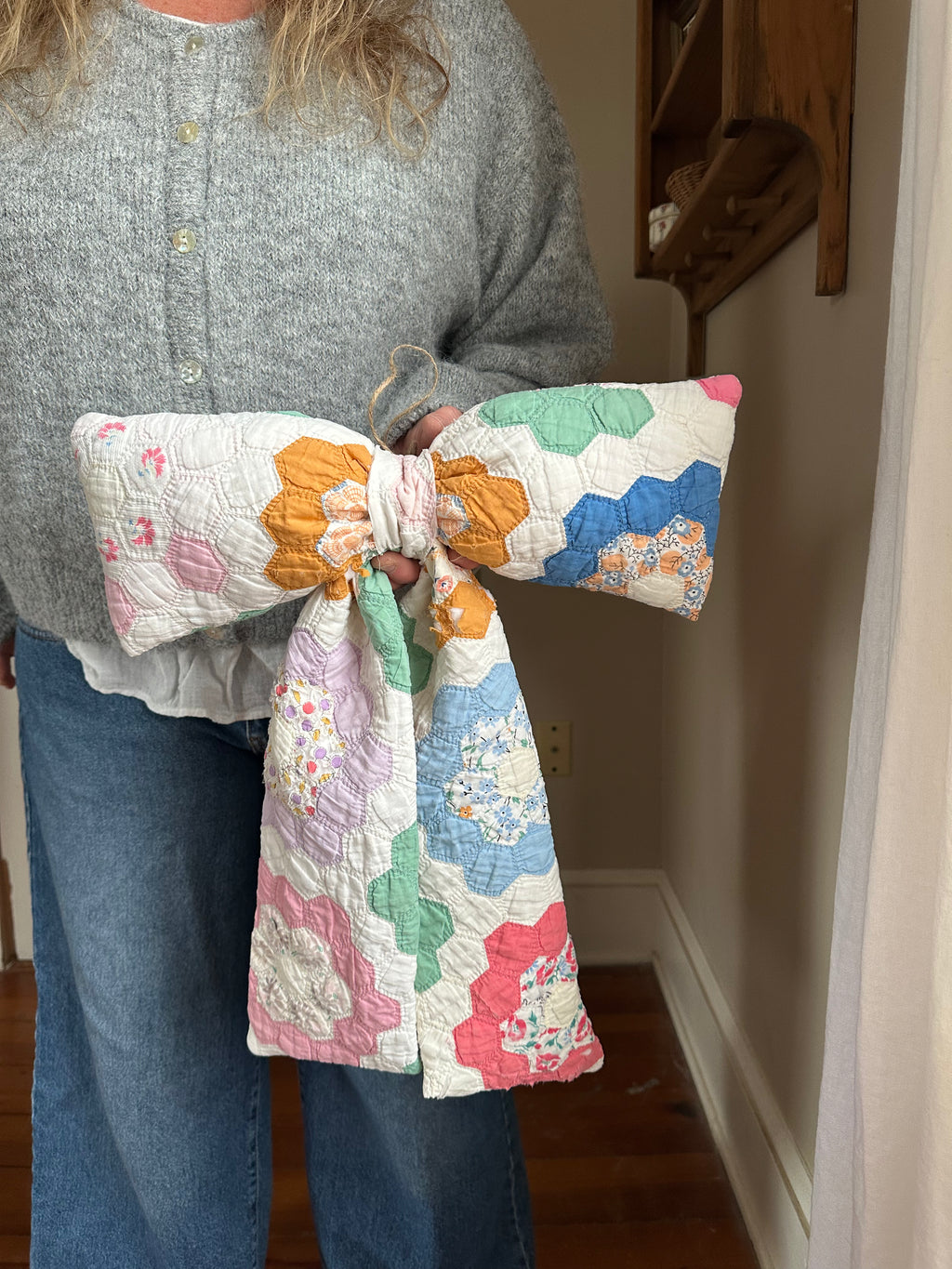 Grandma's Garden Quilt Bow