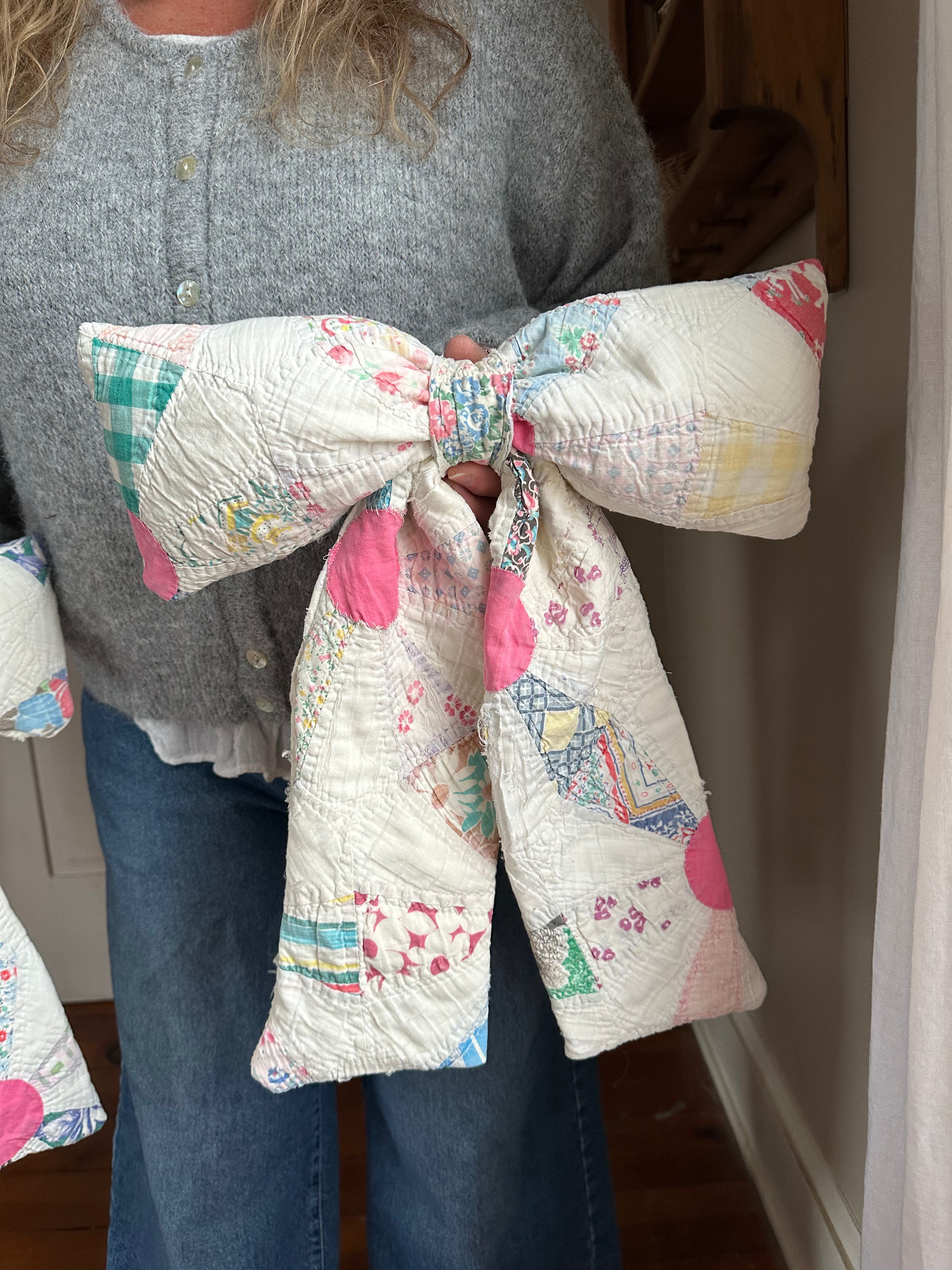 Sunshine Quilt Bow (02)