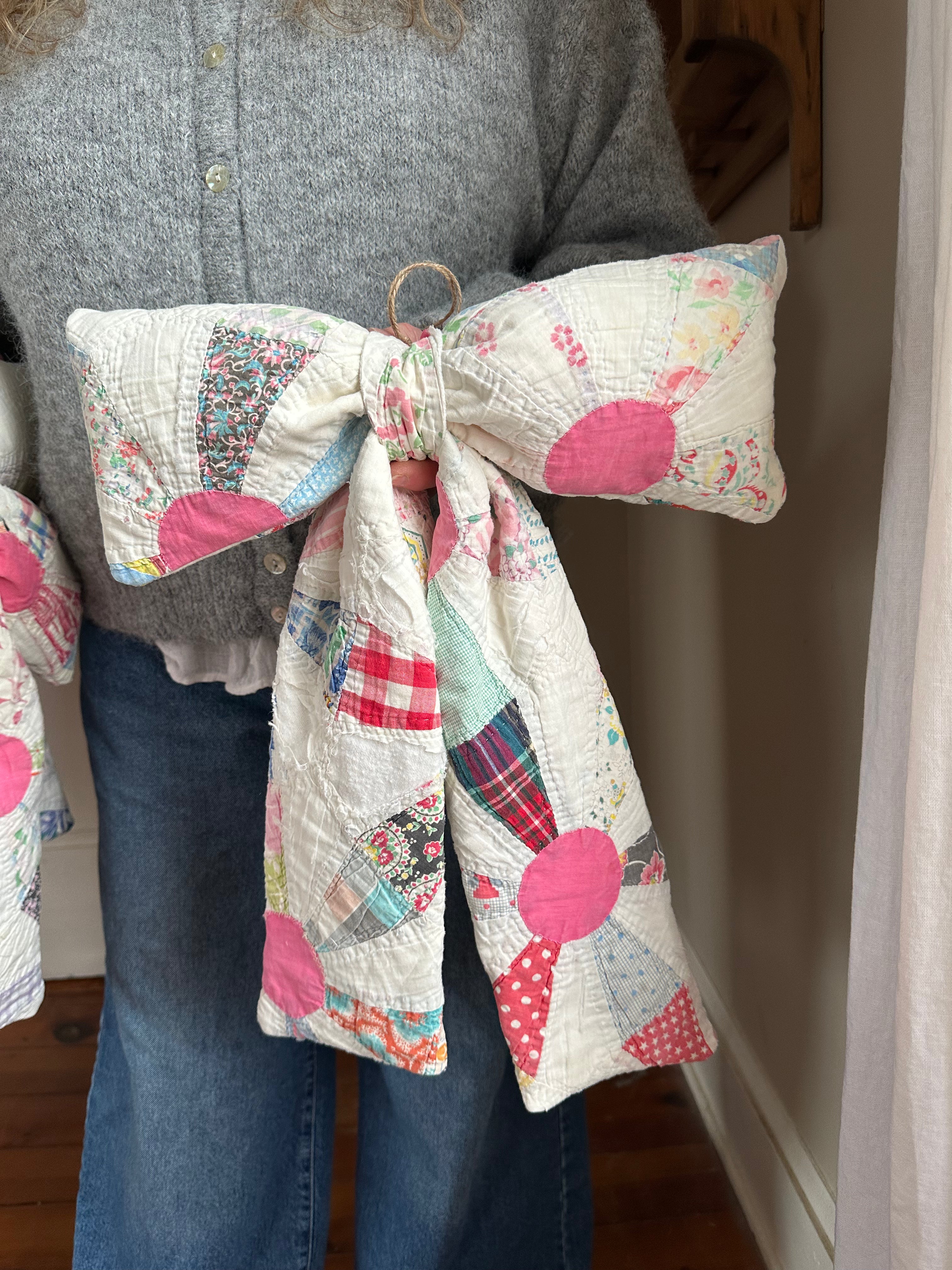 Sunshine Quilt Bow (04)