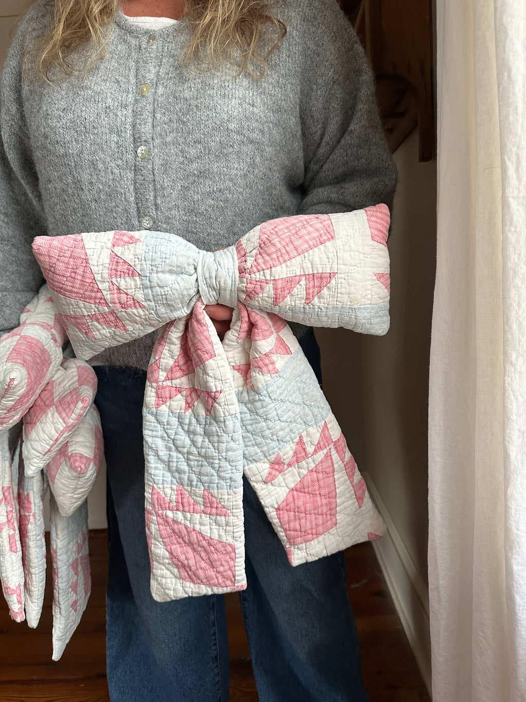 Red, White, & Blue Quilt Bow (04)