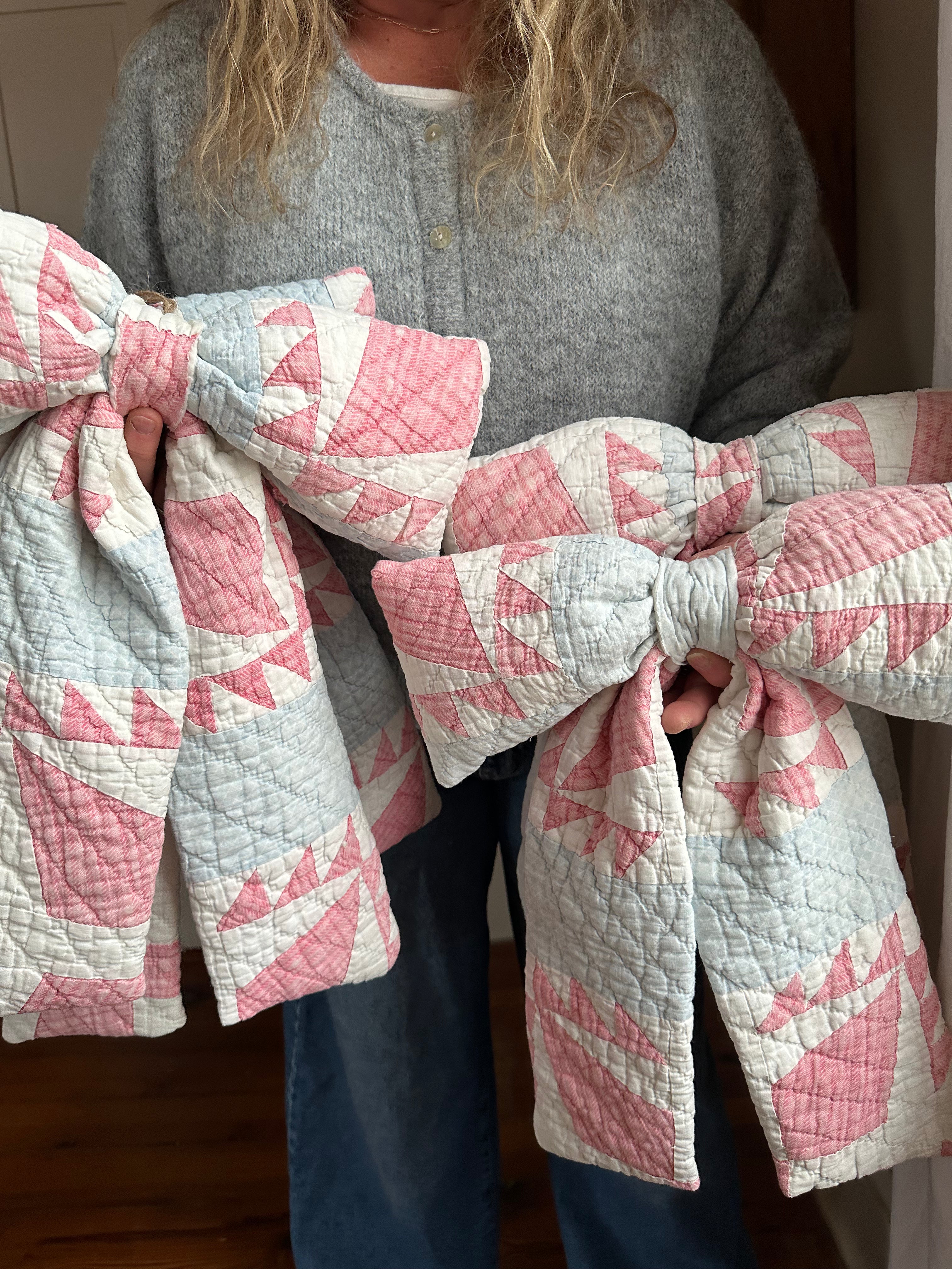 Red, White, & Blue Quilt Bow (04)