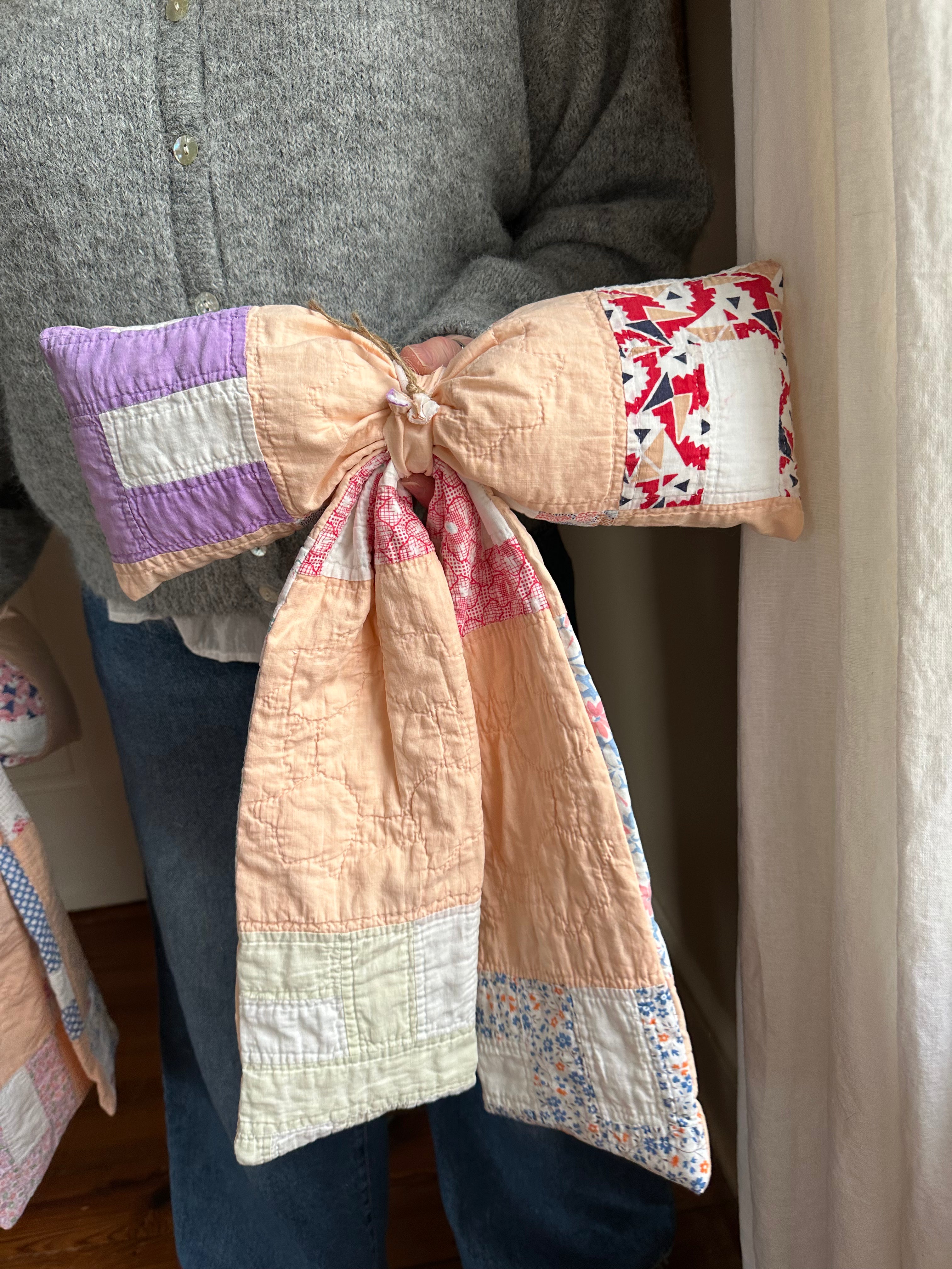 Orange Floral Quilt Bow (01)