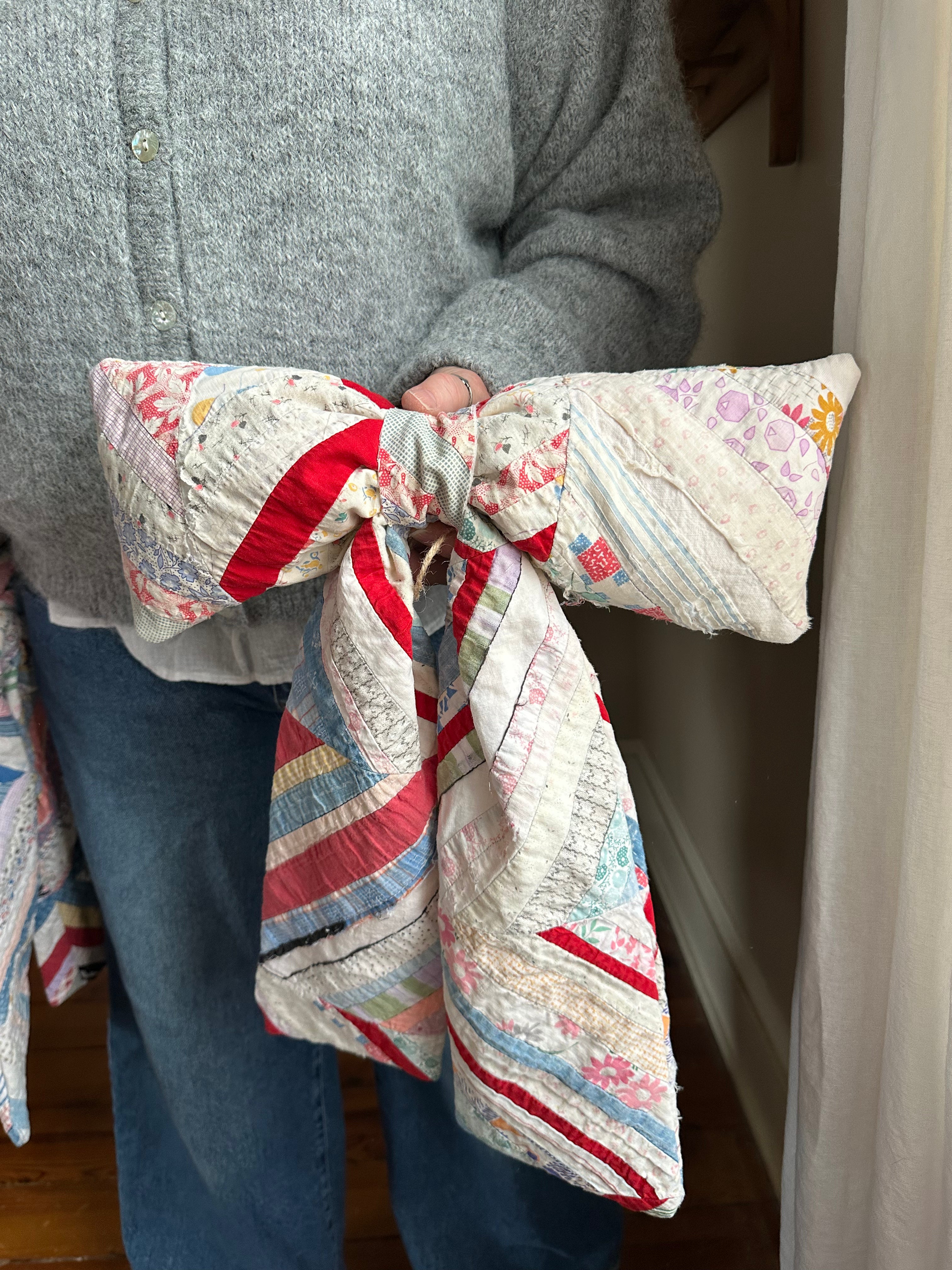 Log Cabin Quilt Bow (02)