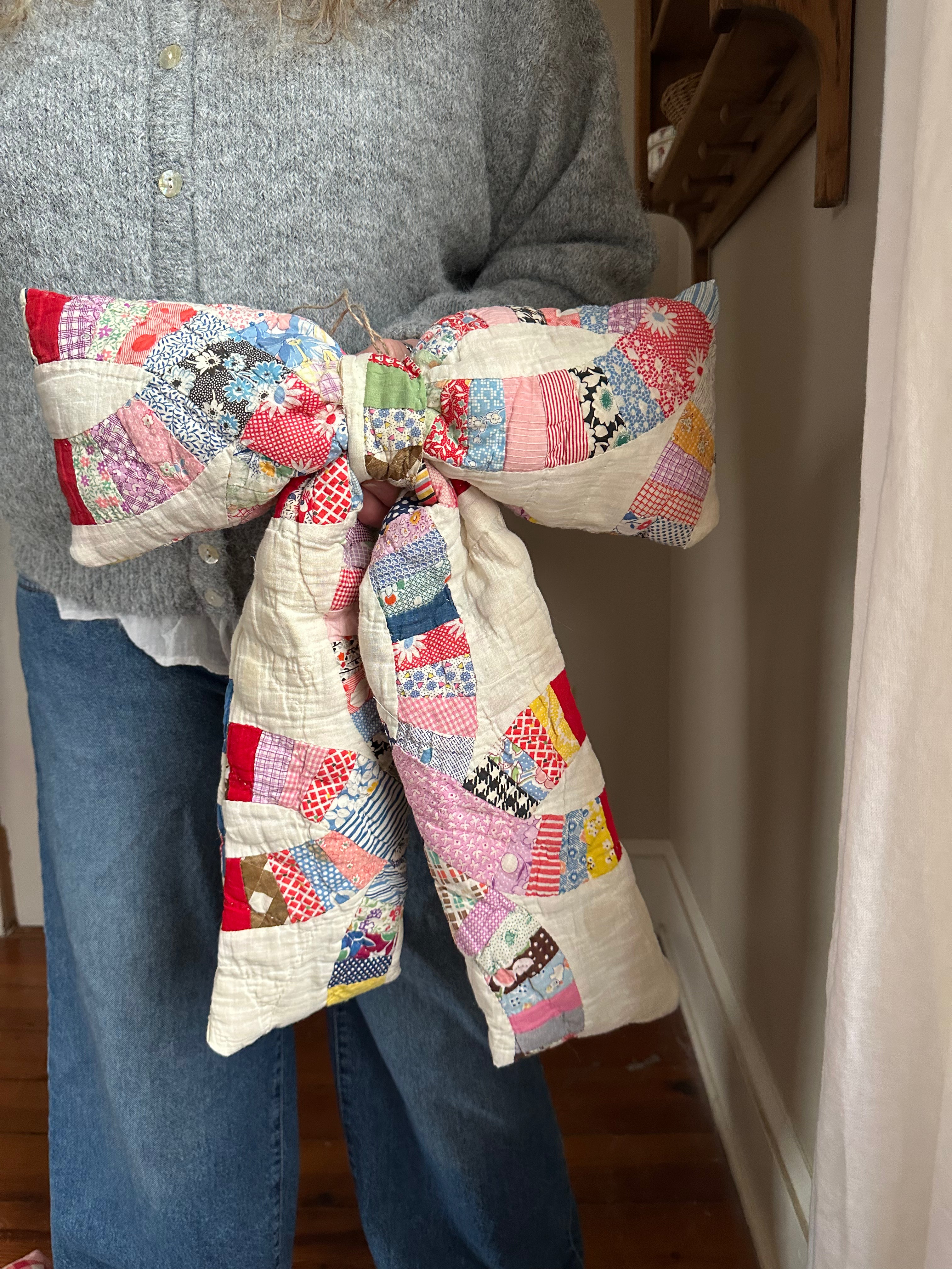 Wedding Ring Quilt Bow (05)