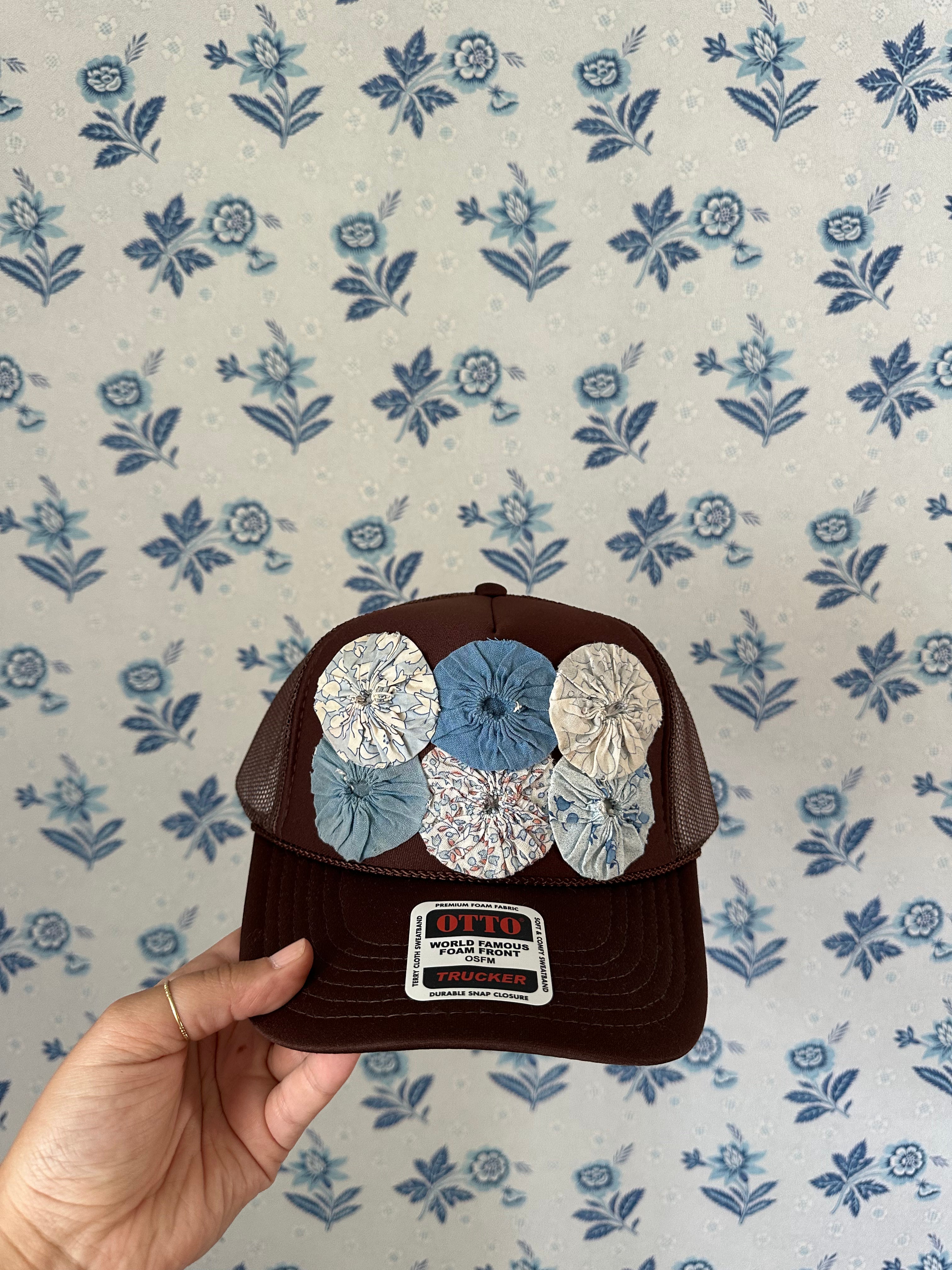 Vintage Yoyo Quilt Trucker Hat (02)