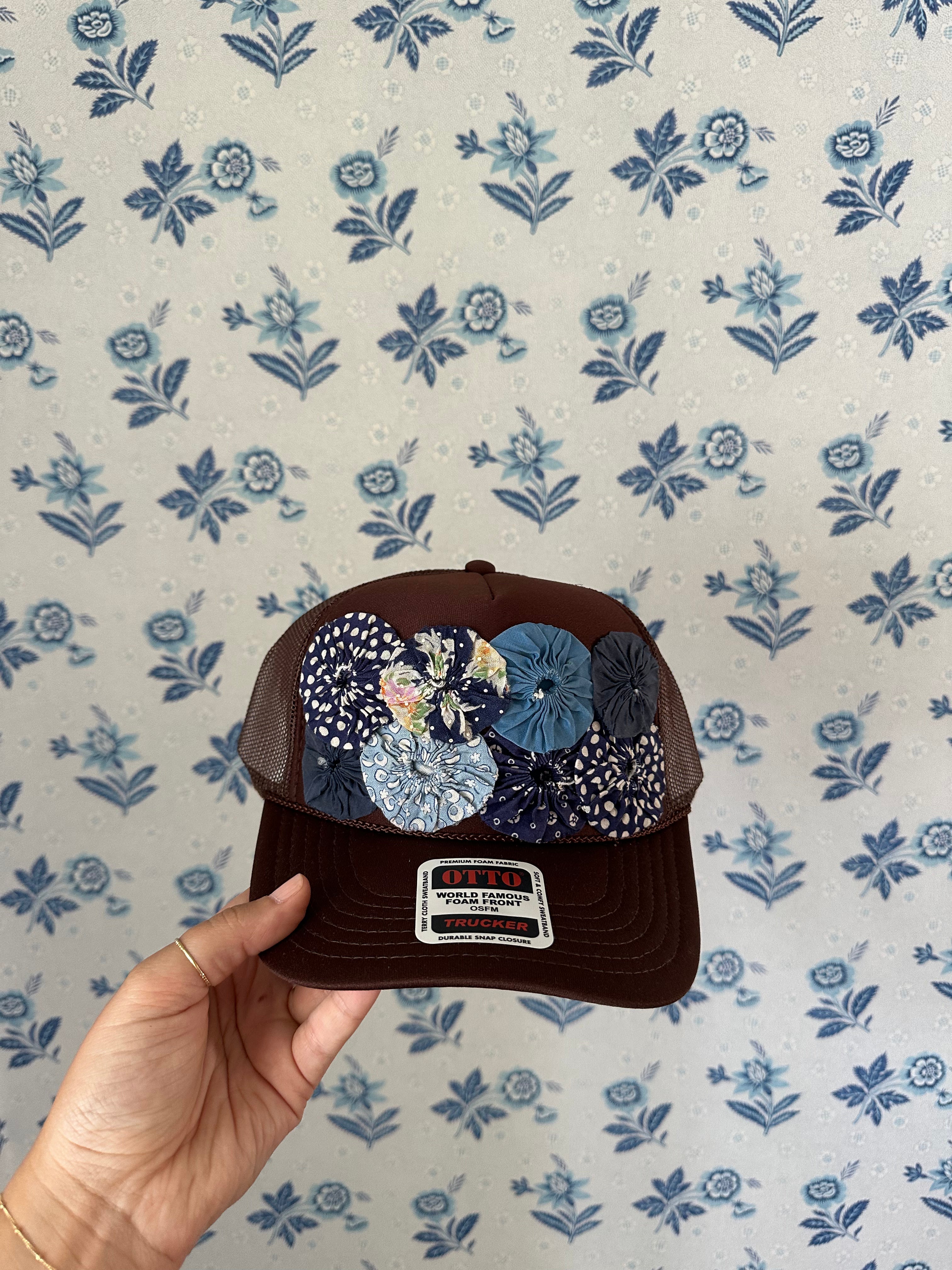 Vintage Yoyo Quilt Trucker Hat (05)