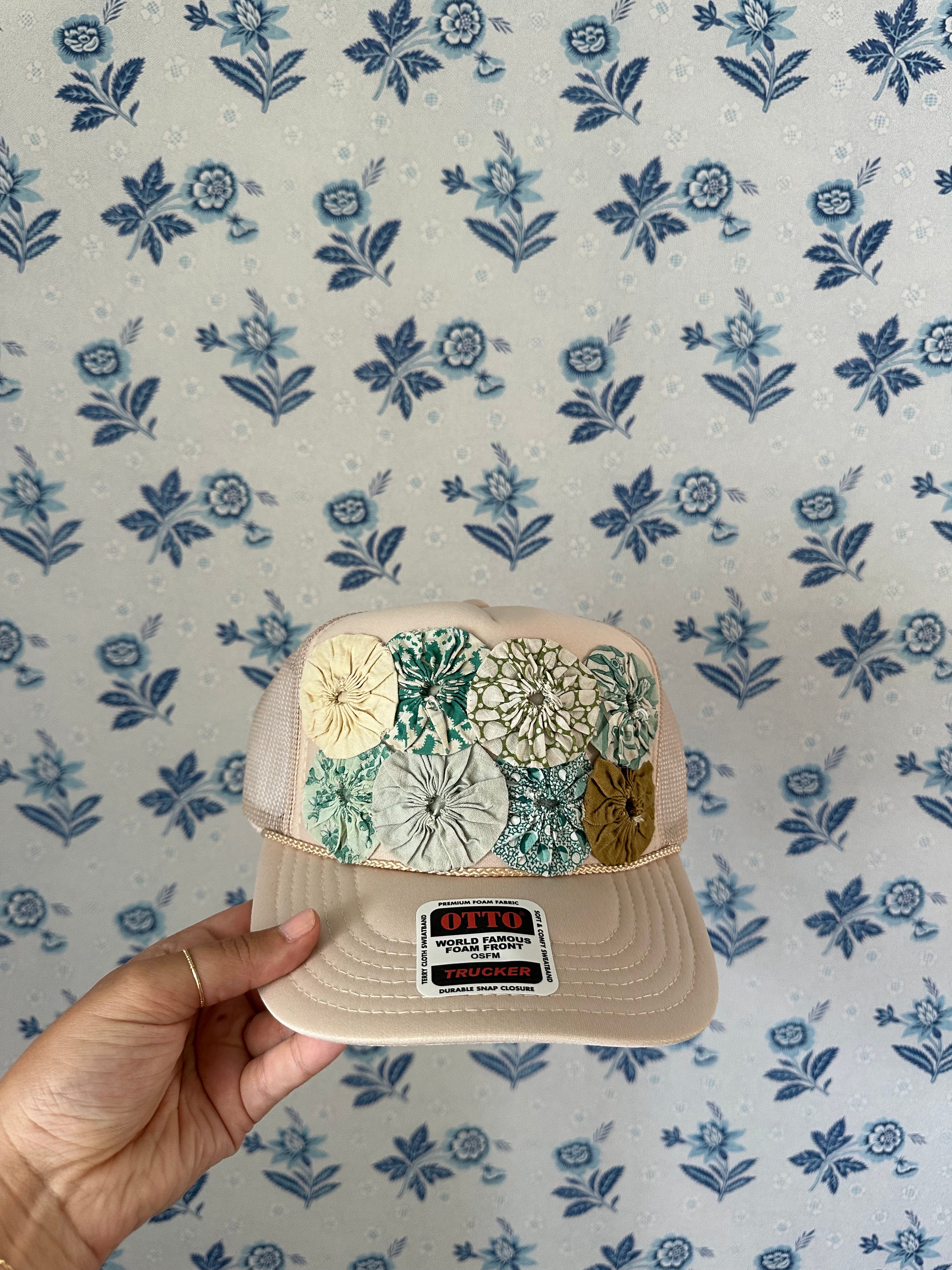 Vintage Yoyo Quilt Trucker Hat (12)