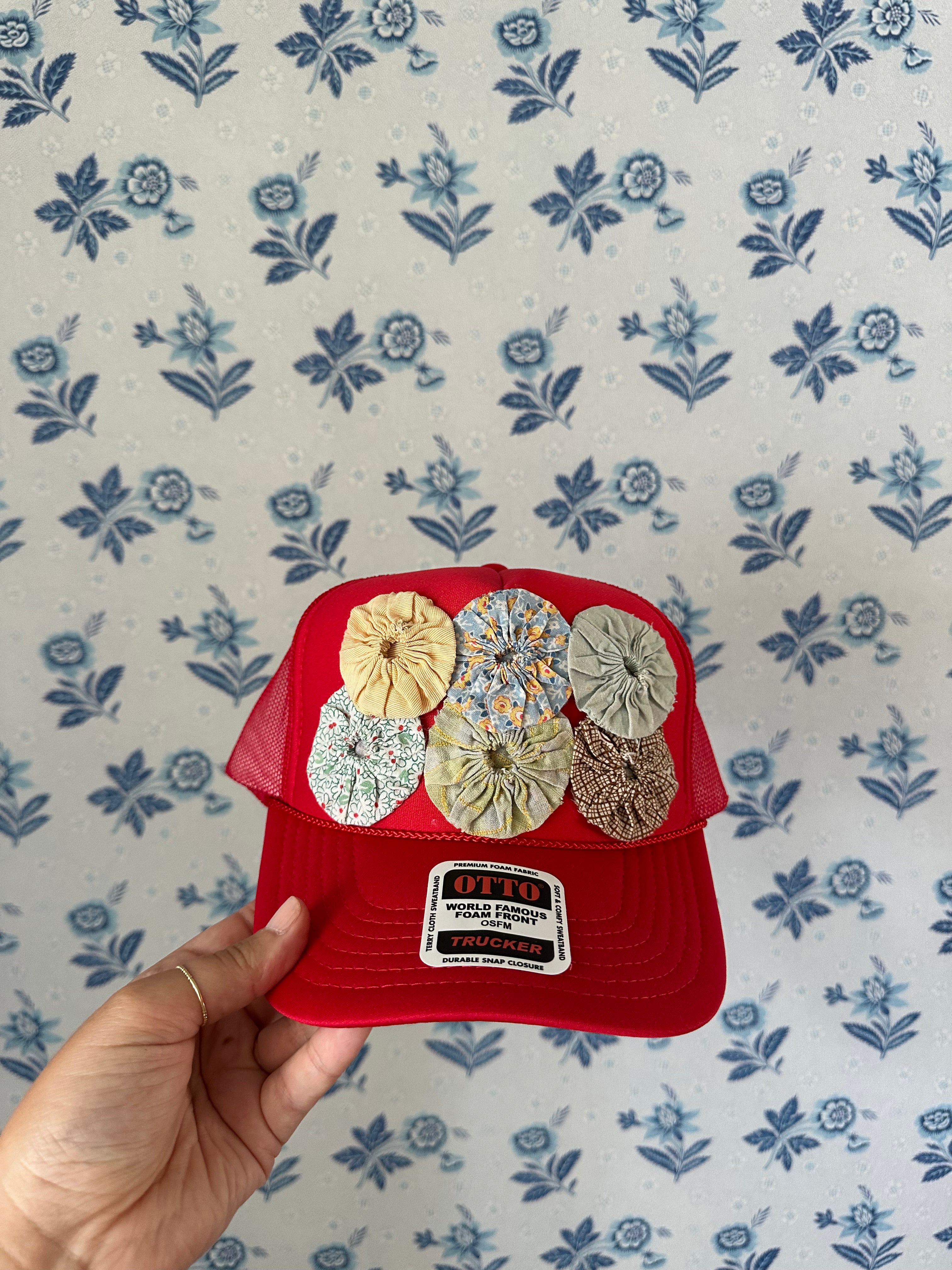 Vintage Yoyo Quilt Trucker Hat (13)