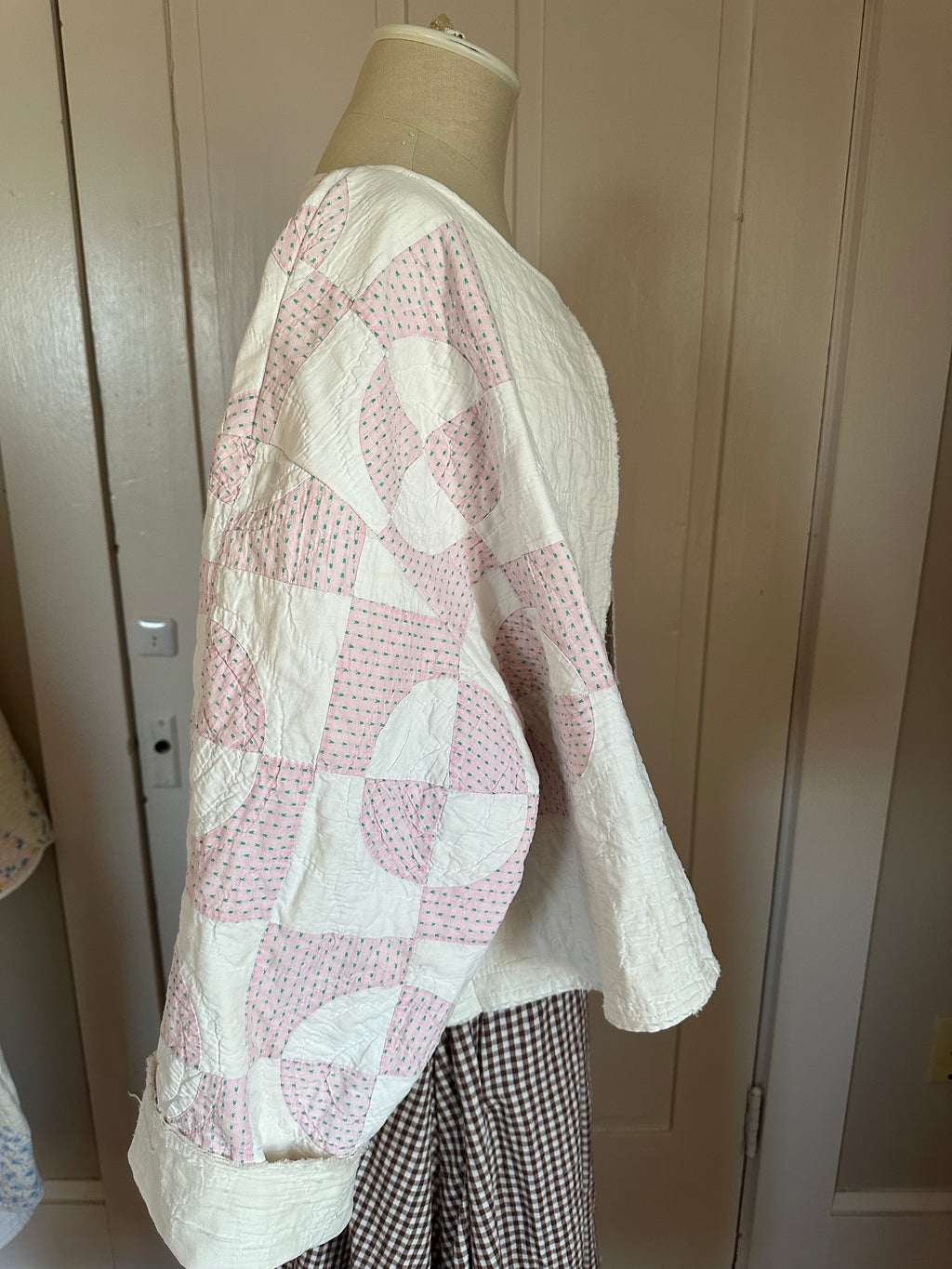 Cropped Circle Quilt Jacket