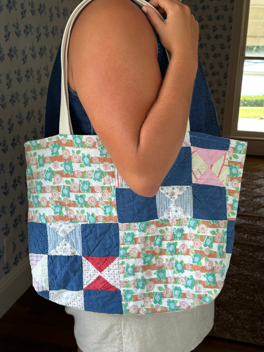 Floral Nine Patch Quilt Tote