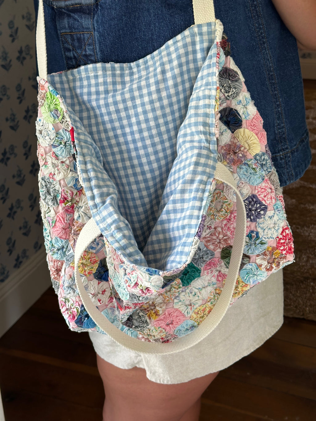 Yoyo Quilt Tote