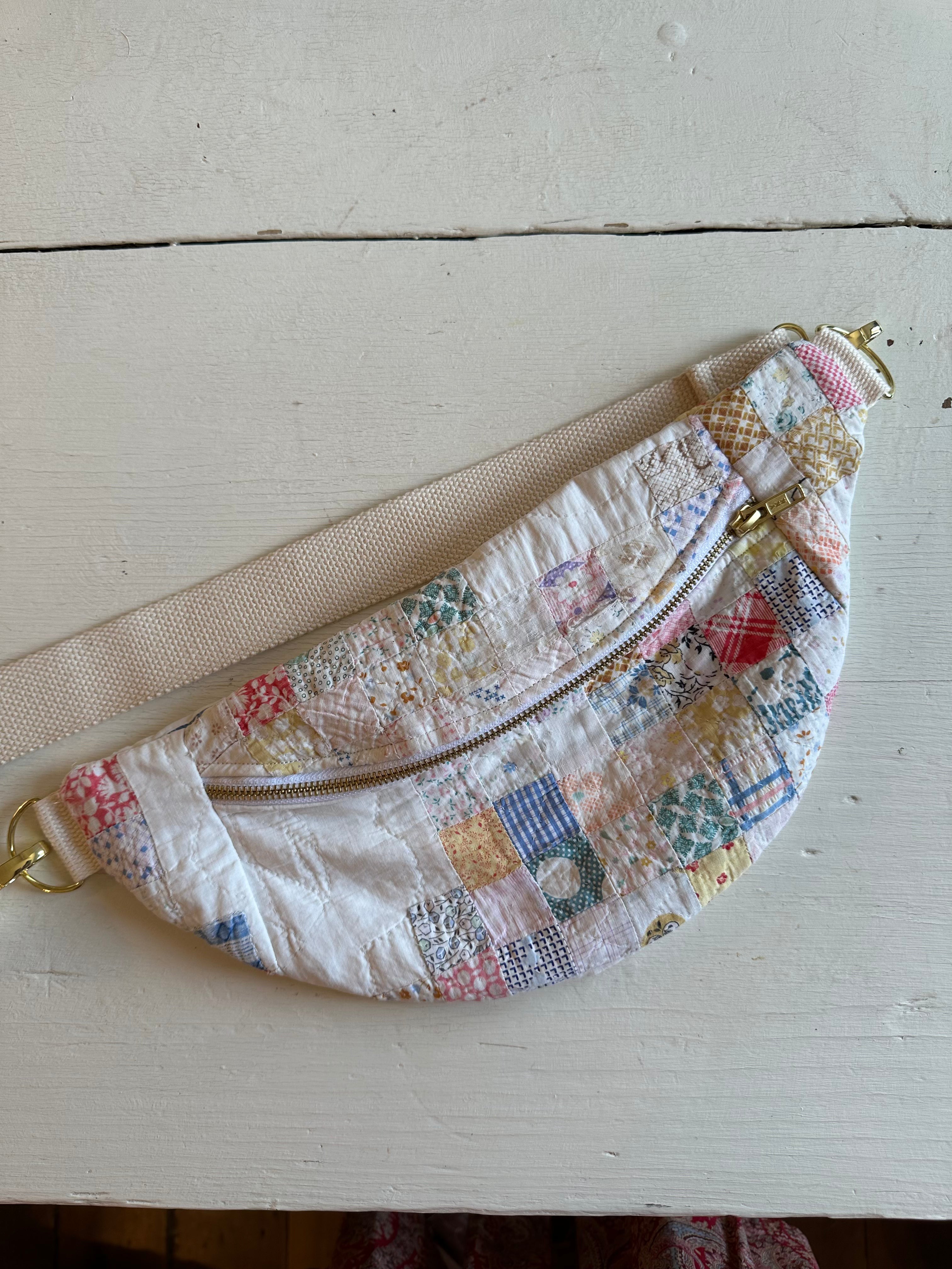 Vintage Quilt Fanny Pack (03)