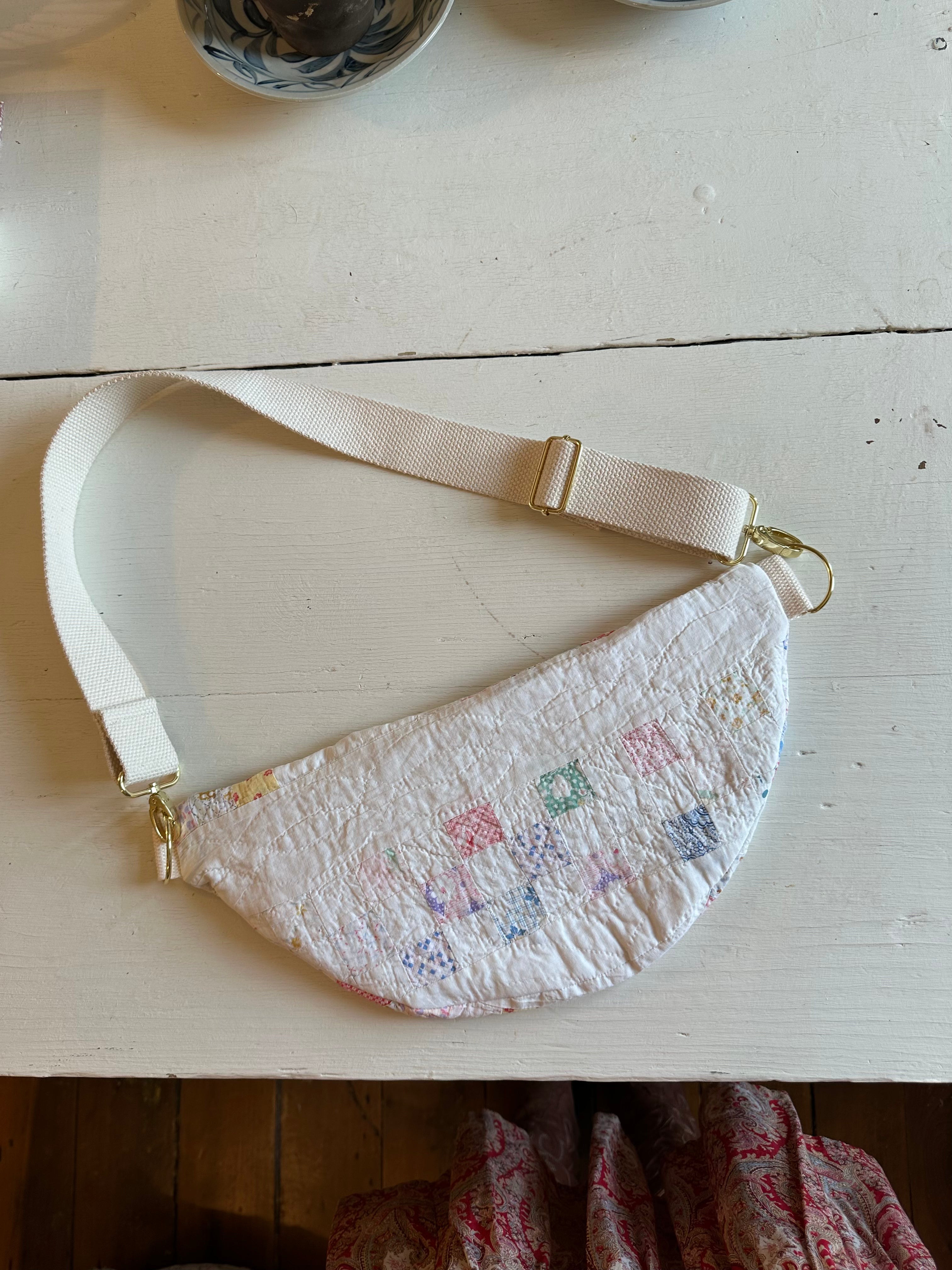 Vintage Quilt Fanny Pack (03)