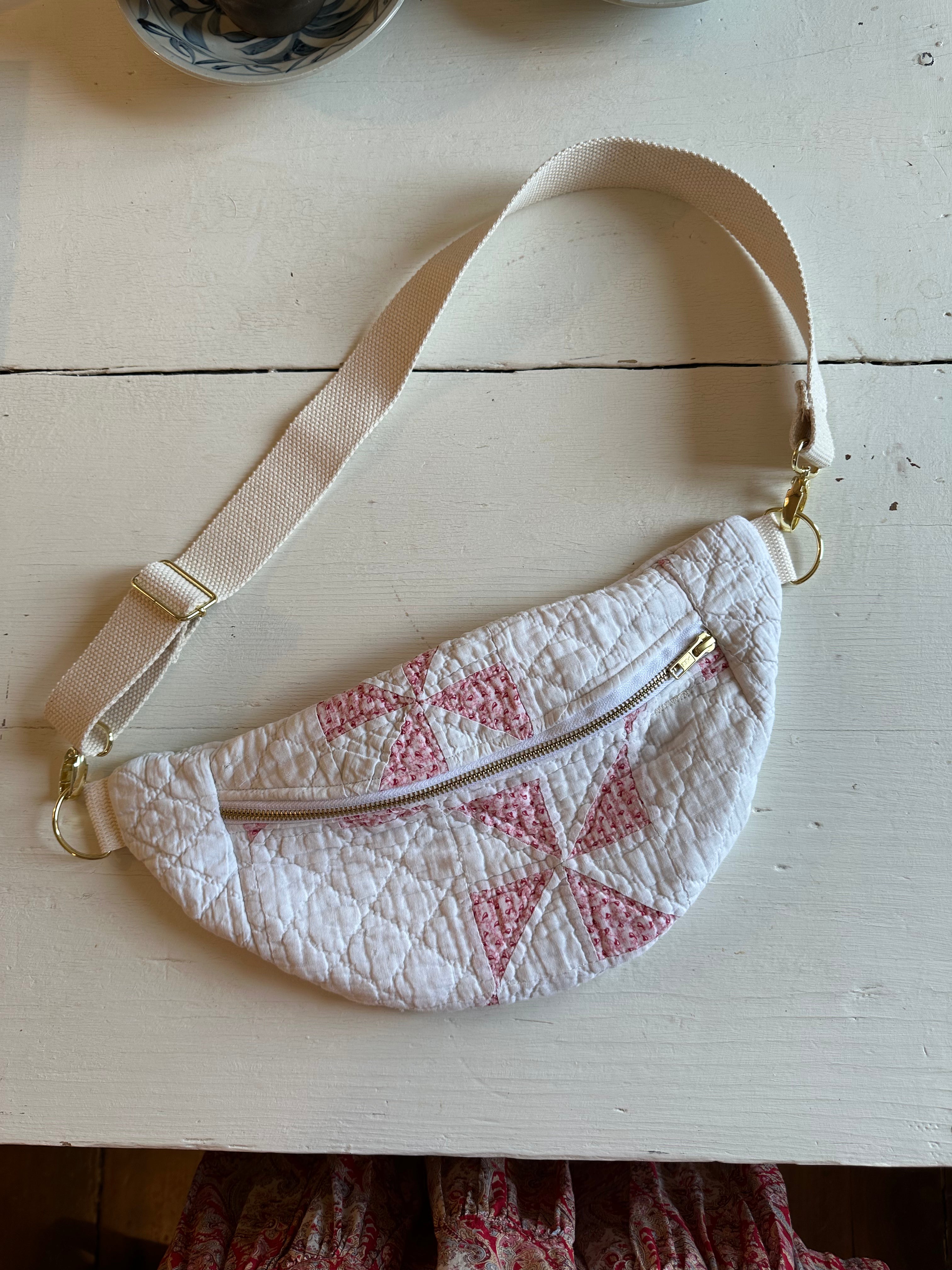 Vintage Quilt Fanny Pack (02)