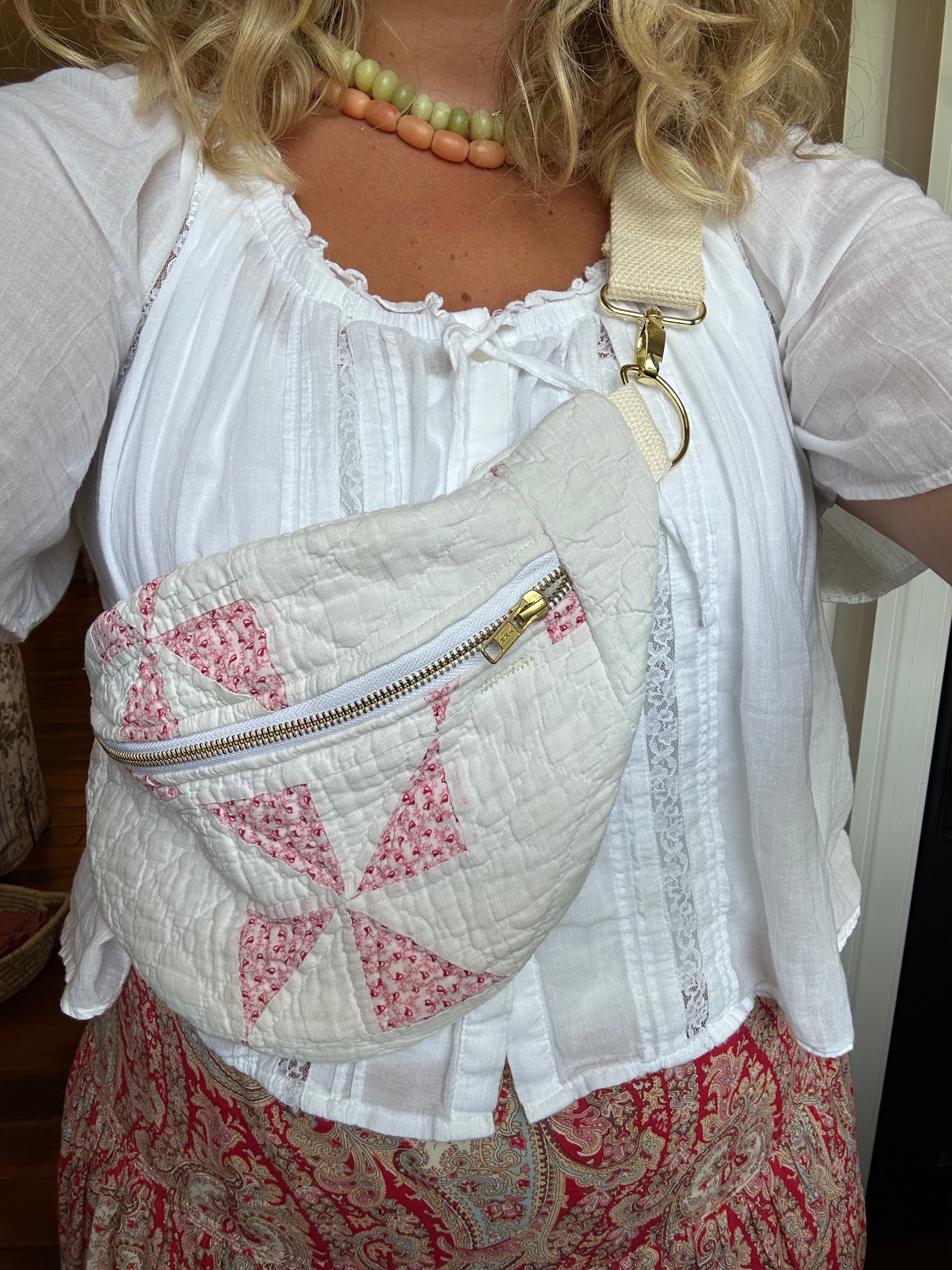 Vintage Quilt Fanny Pack (02)