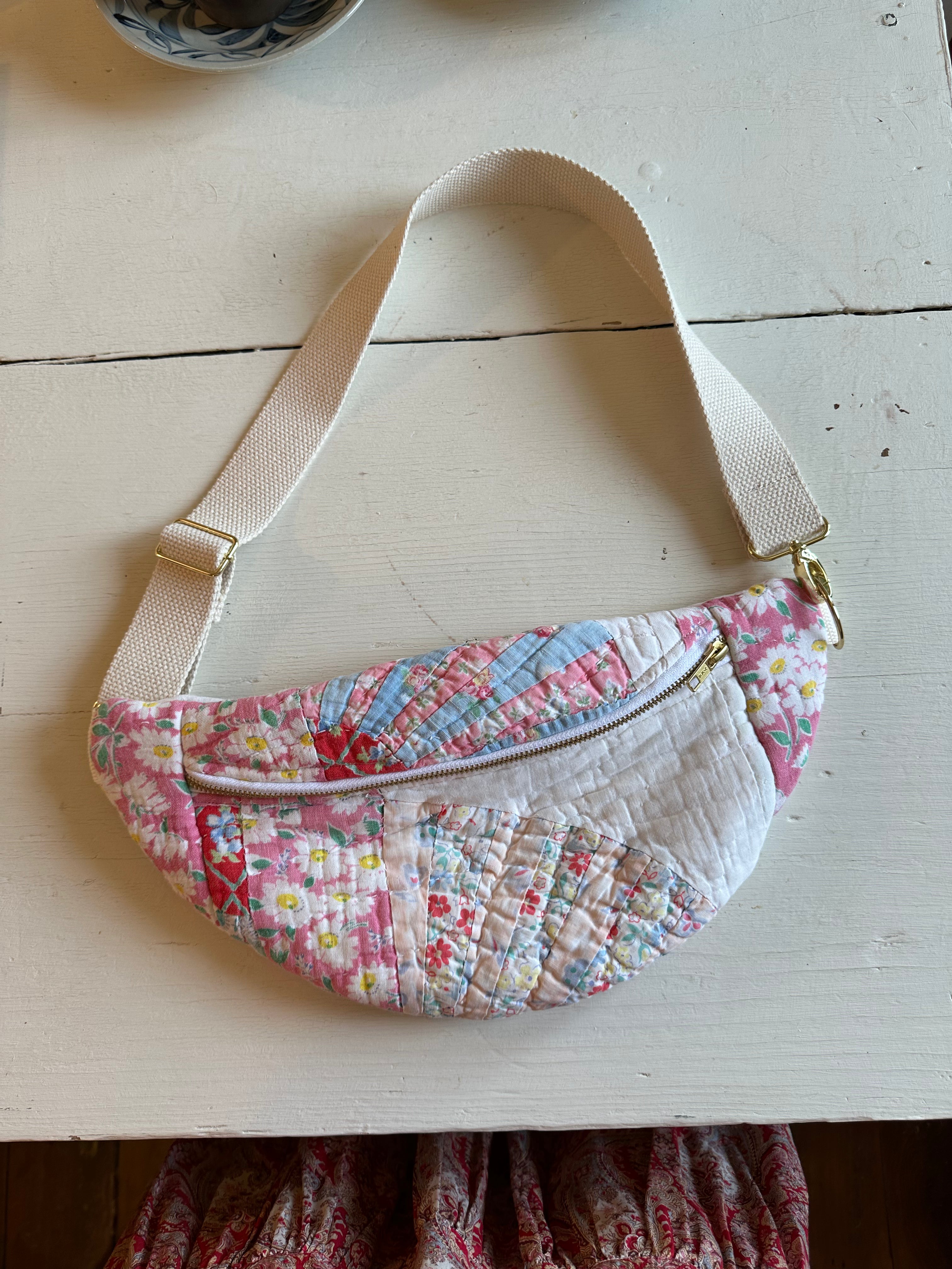Vintage Quilt Fanny Pack (04)