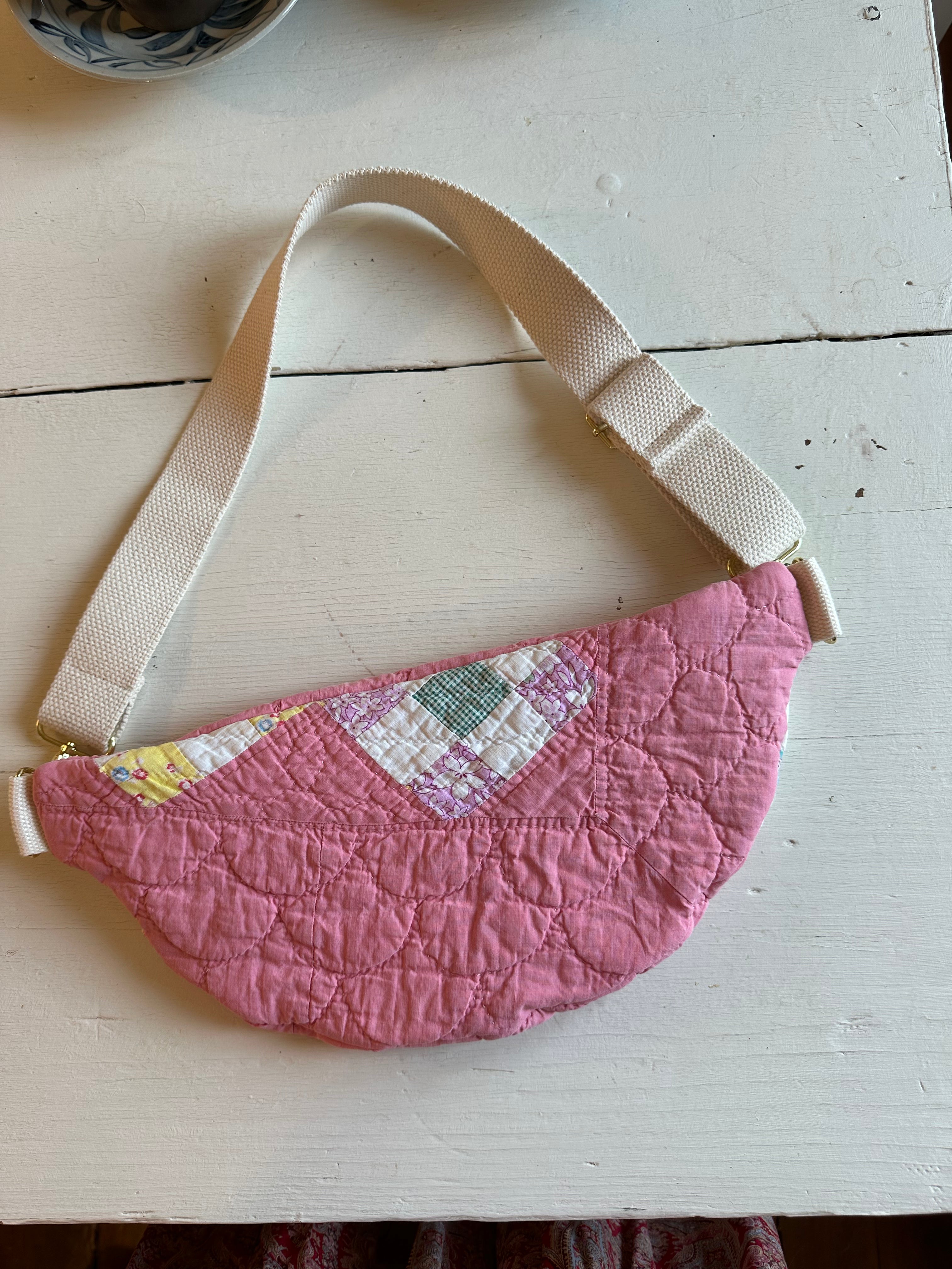 Vintage Quilt Fanny Pack (05)